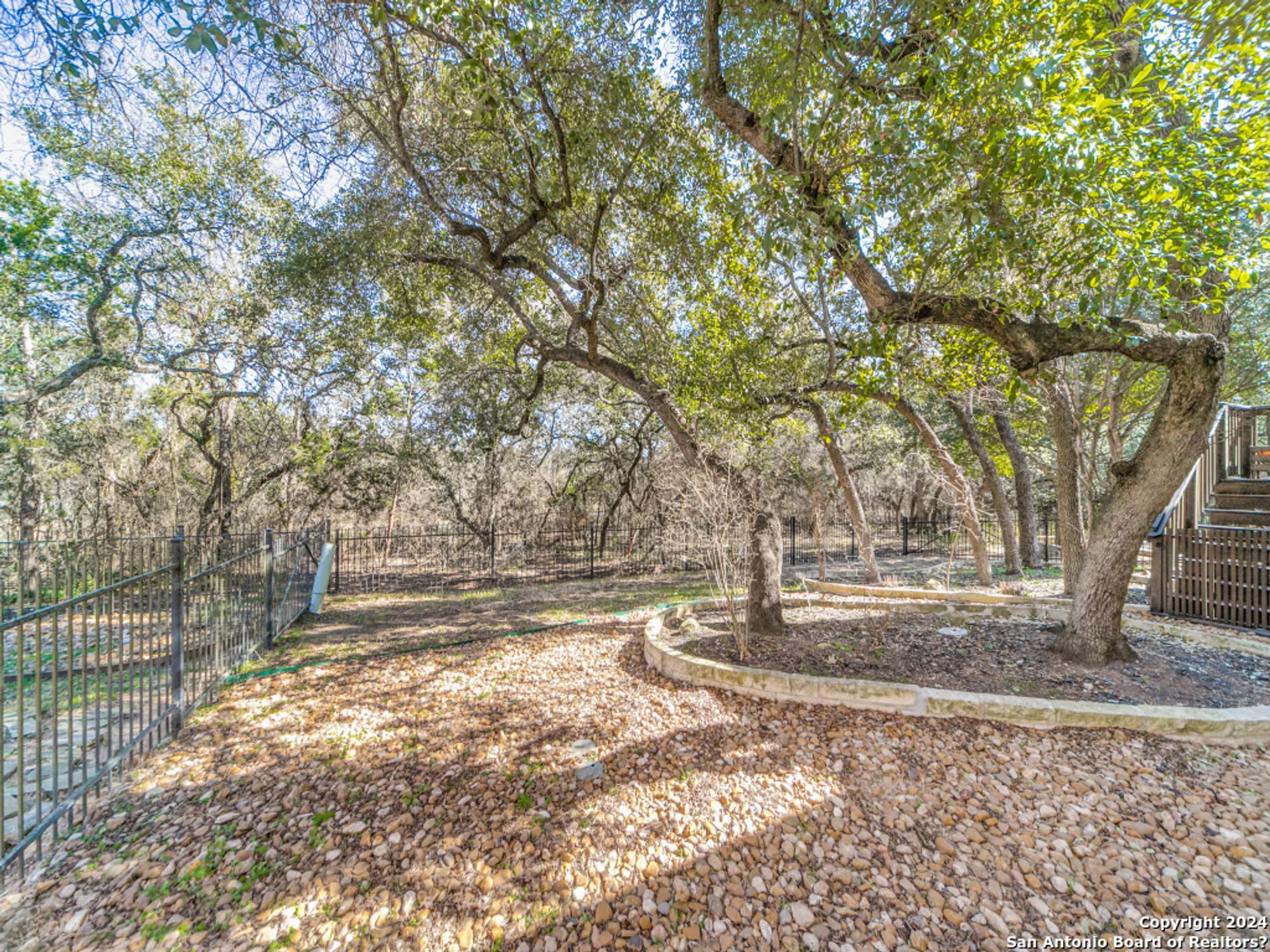 Property Slideshow image 28 of 33 | 12527 cascade hls, San Antonio, TX, 78253