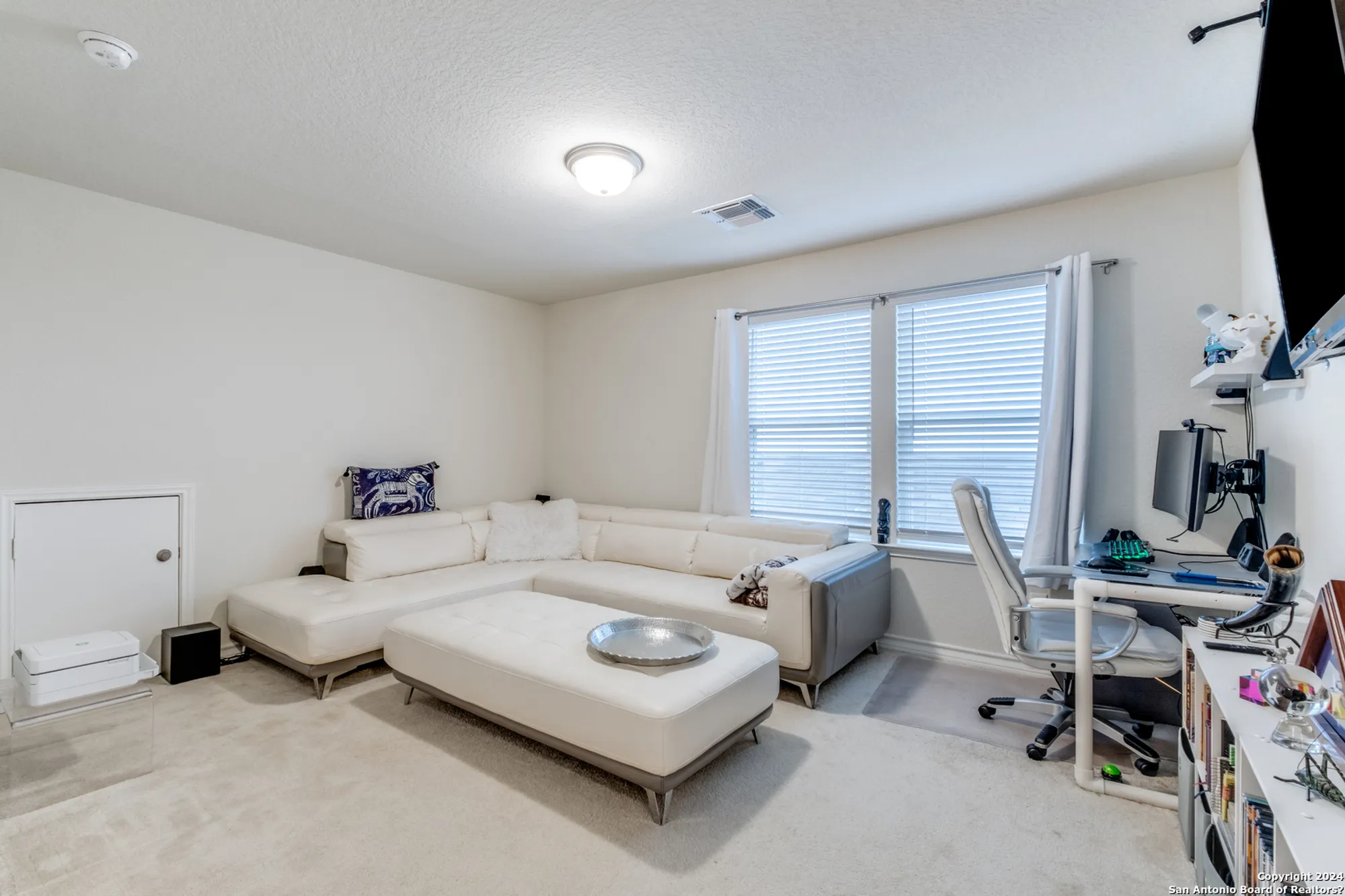 Property Slideshow image 10 of 35 | 12904 great sphinx, San Antonio, TX, 78253