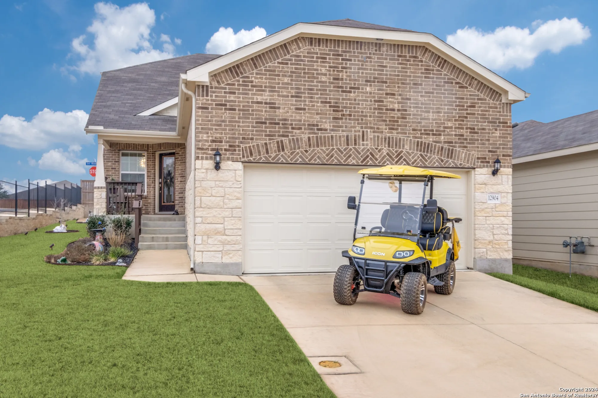 Property Slideshow image 1 of 35 | 12904 great sphinx, San Antonio, TX, 78253