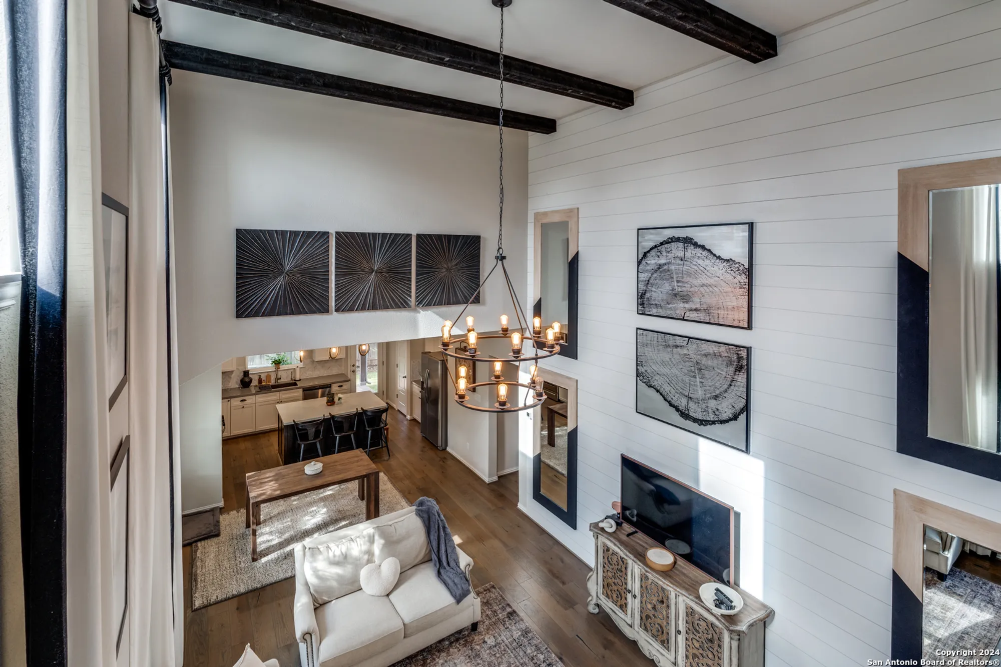 Property Slideshow image 6 of 28 | 2096 cowan dr, New Braunfels, TX, 78132