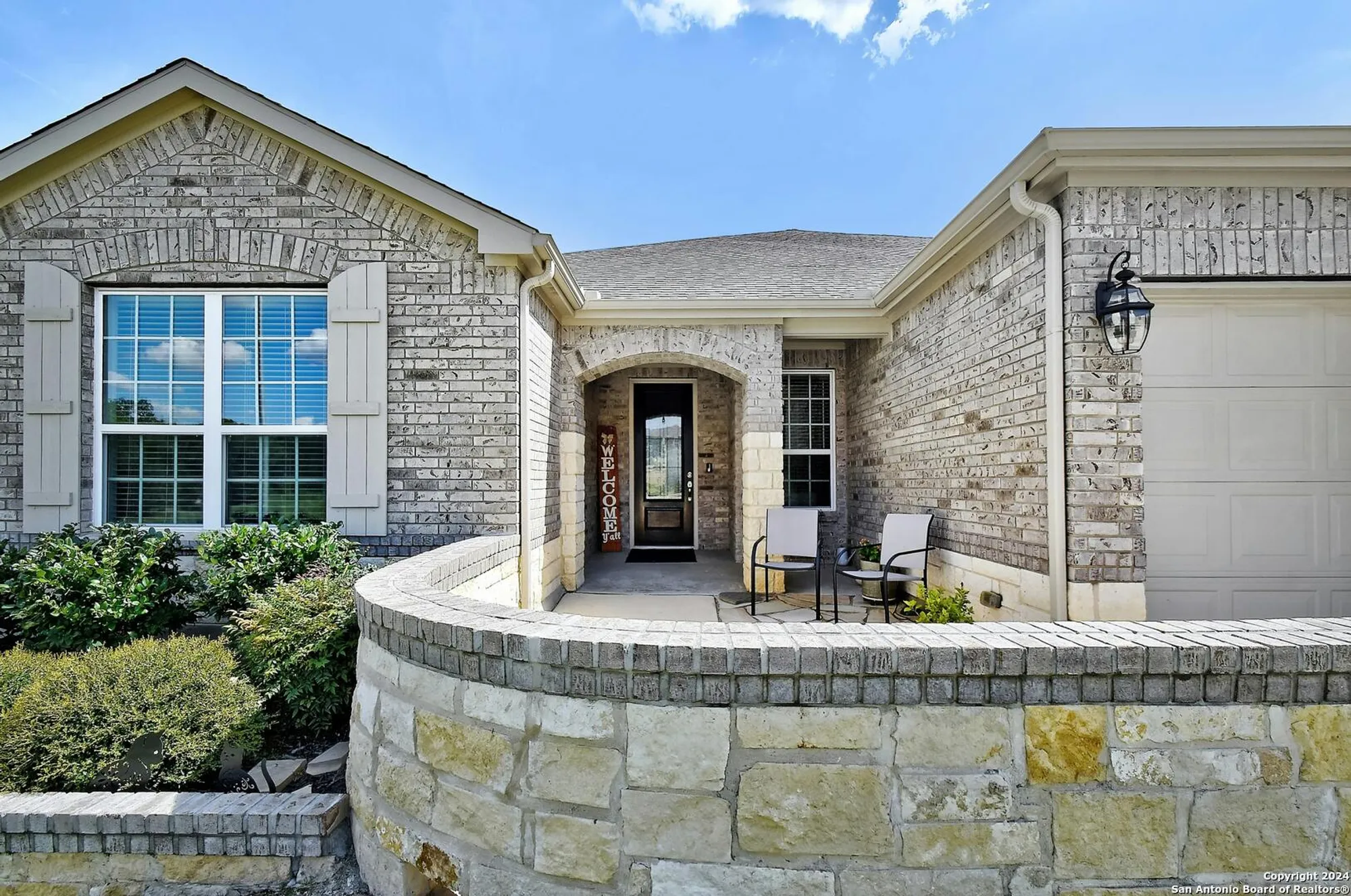 Property Slideshow image 2 of 40 | 12808 tower brg, San Antonio, TX, 78253