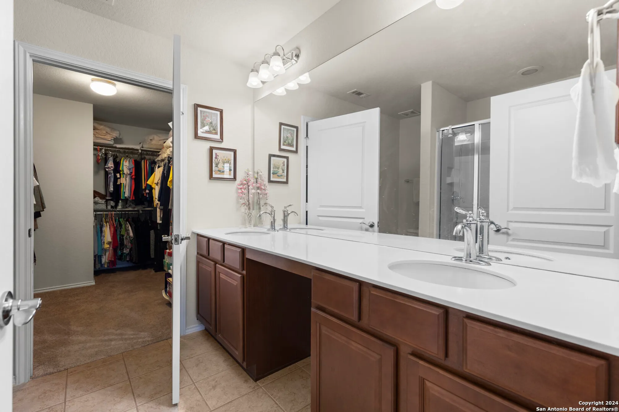 Property Slideshow image 18 of 28 | 12907 pronghorn oak, San Antonio, TX, 78253