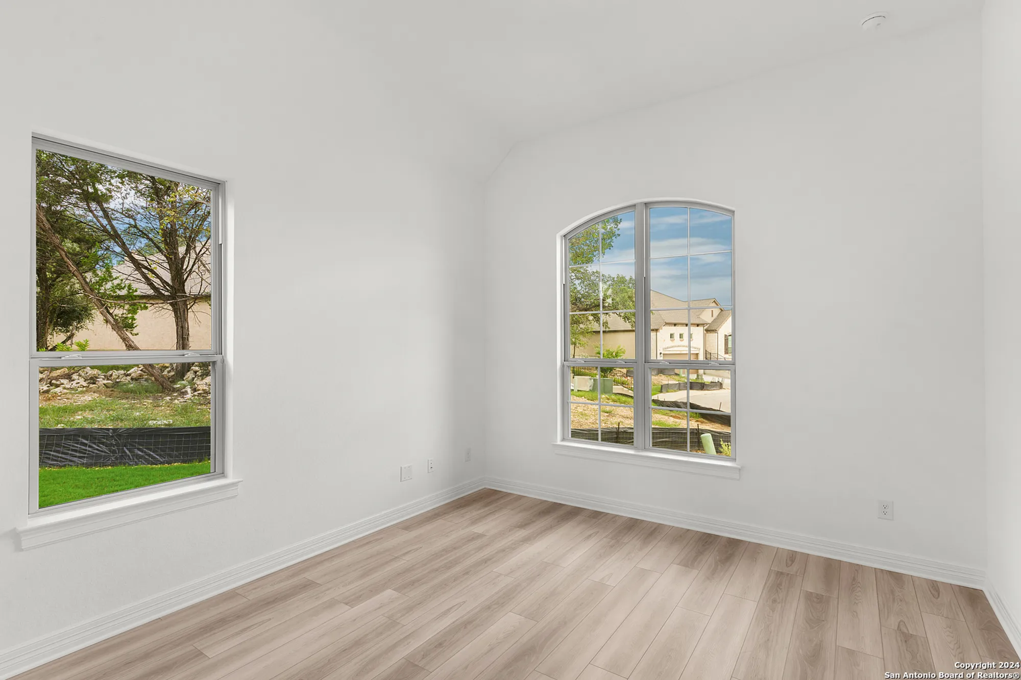 Property Slideshow image 6 of 42 | 28302 frank ter, San Antonio, TX, 78260