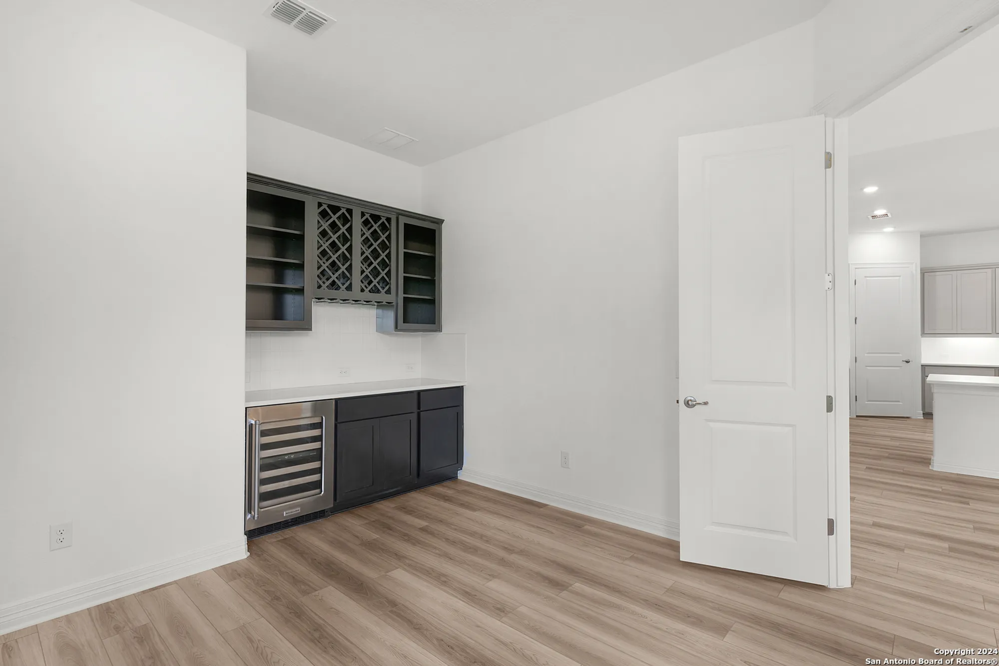 Property Slideshow image 16 of 42 | 28302 frank ter, San Antonio, TX, 78260