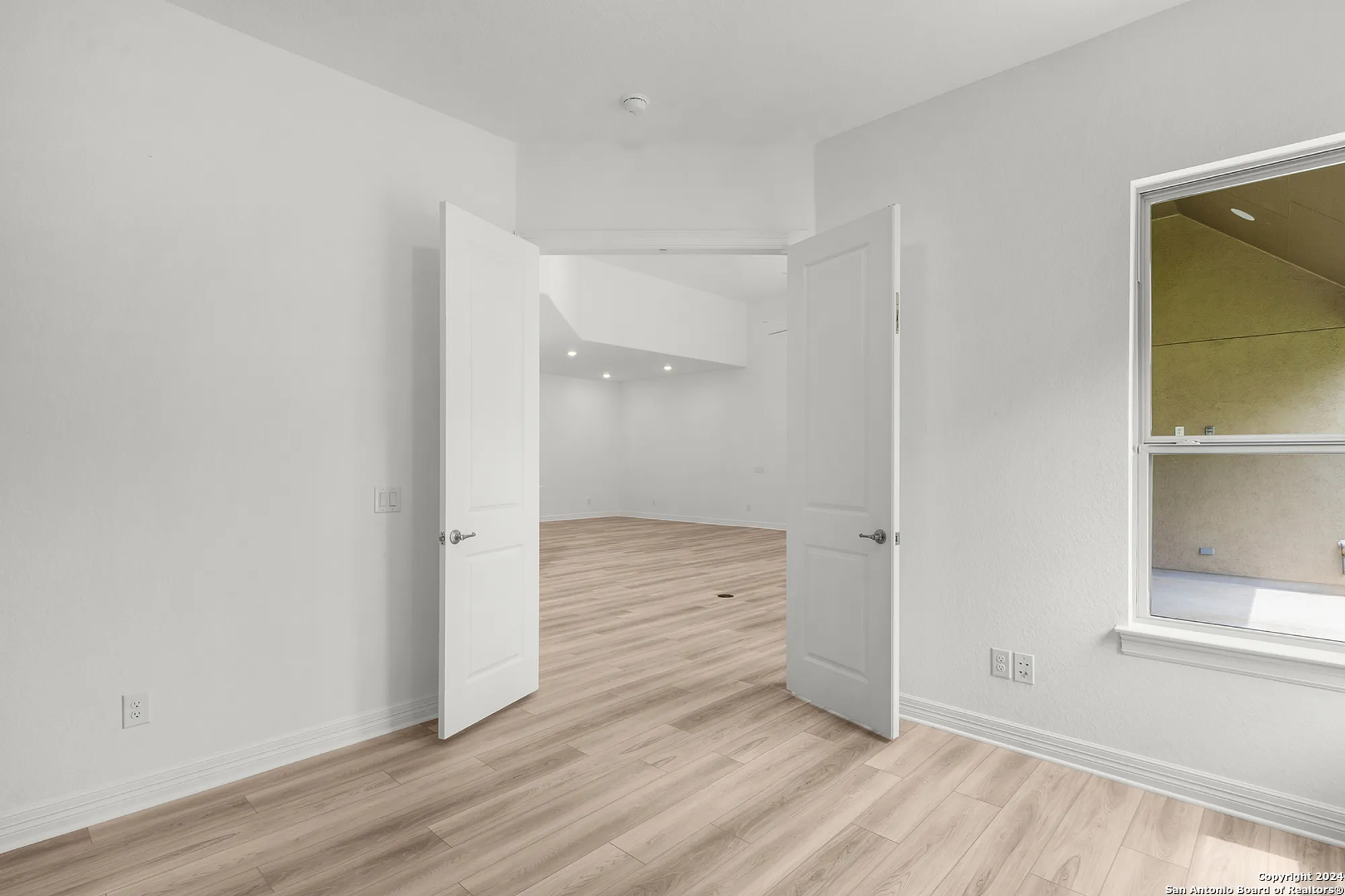 Property Slideshow image 17 of 42 | 28302 frank ter, San Antonio, TX, 78260