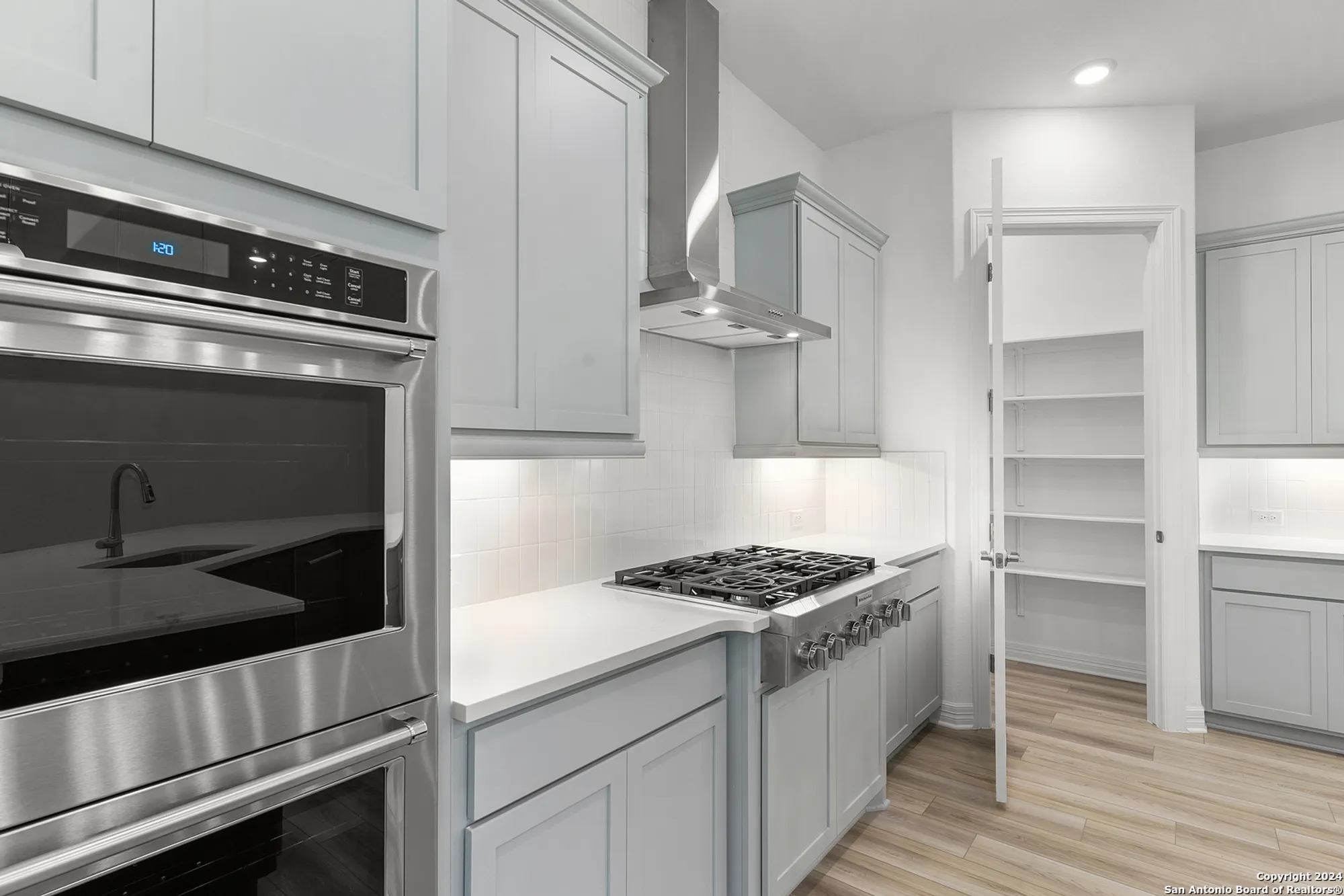 Property Slideshow image 21 of 42 | 28302 frank ter, San Antonio, TX, 78260