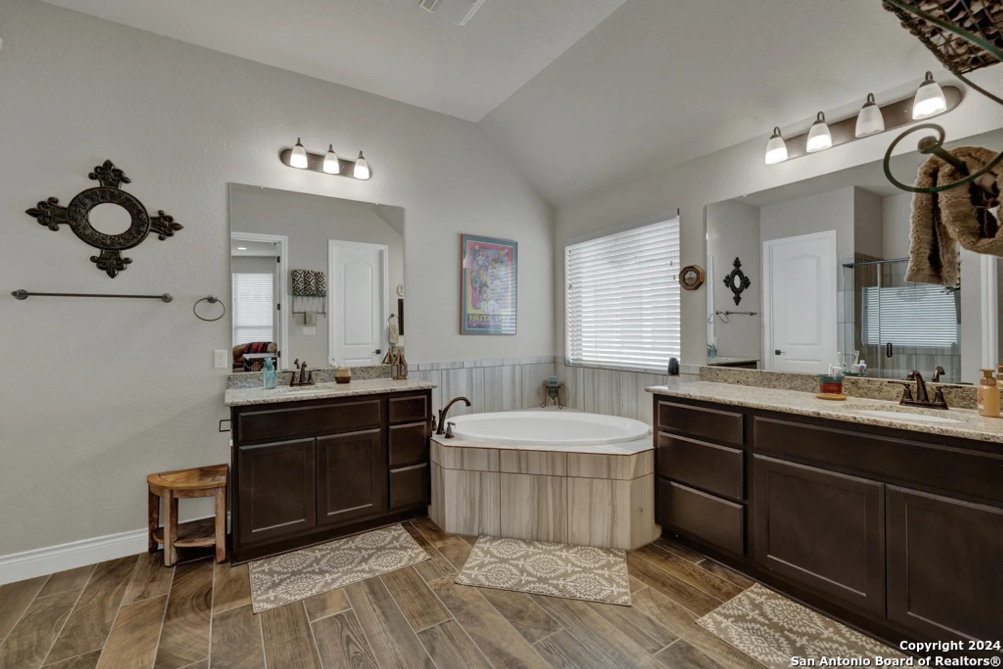 Property Slideshow image 17 of 41 | 588 vale ct, New Braunfels, TX, 78132