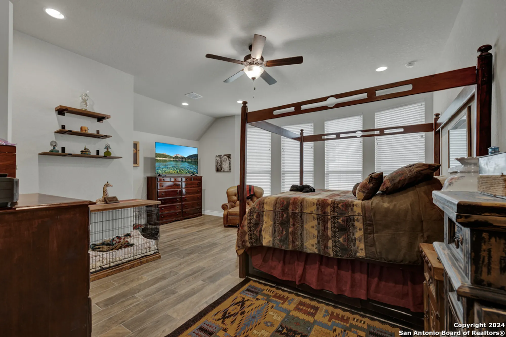 Property Slideshow image 19 of 41 | 588 vale ct, New Braunfels, TX, 78132