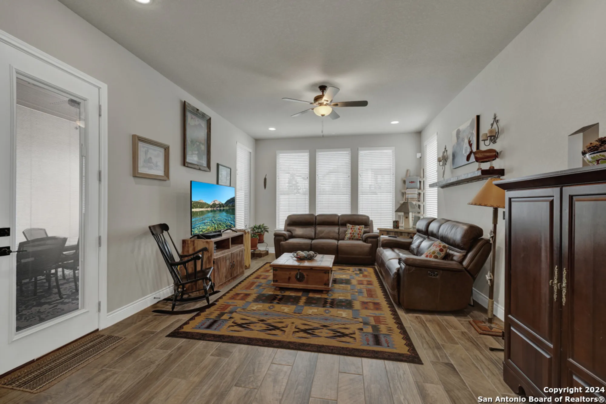 Property Slideshow image 20 of 41 | 588 vale ct, New Braunfels, TX, 78132