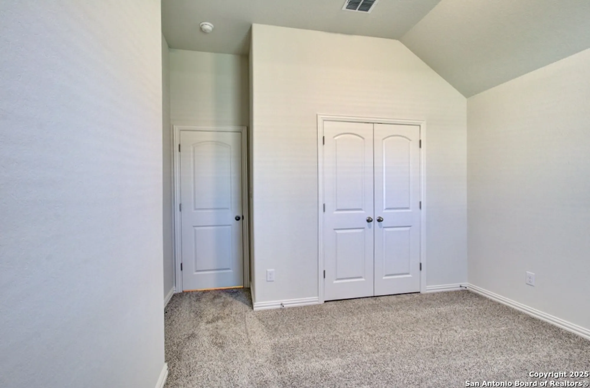 Property Slideshow image 19 of 23 | 2027 stephanie ave, New Braunfels, TX, 78132