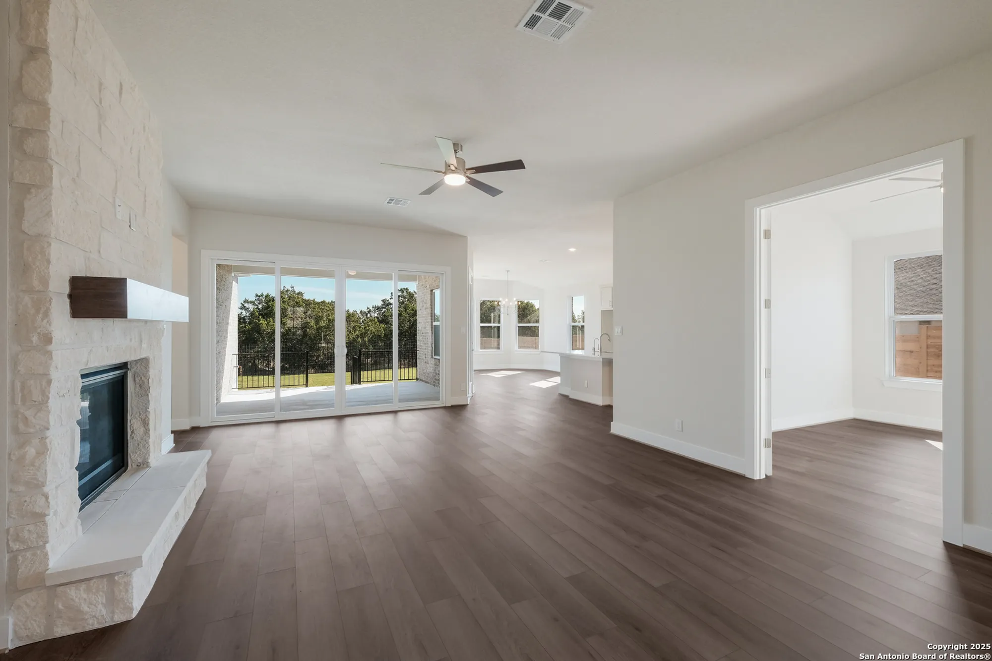 Property Slideshow image 10 of 30 | 1182 catnip, New Braunfels, TX, 78132