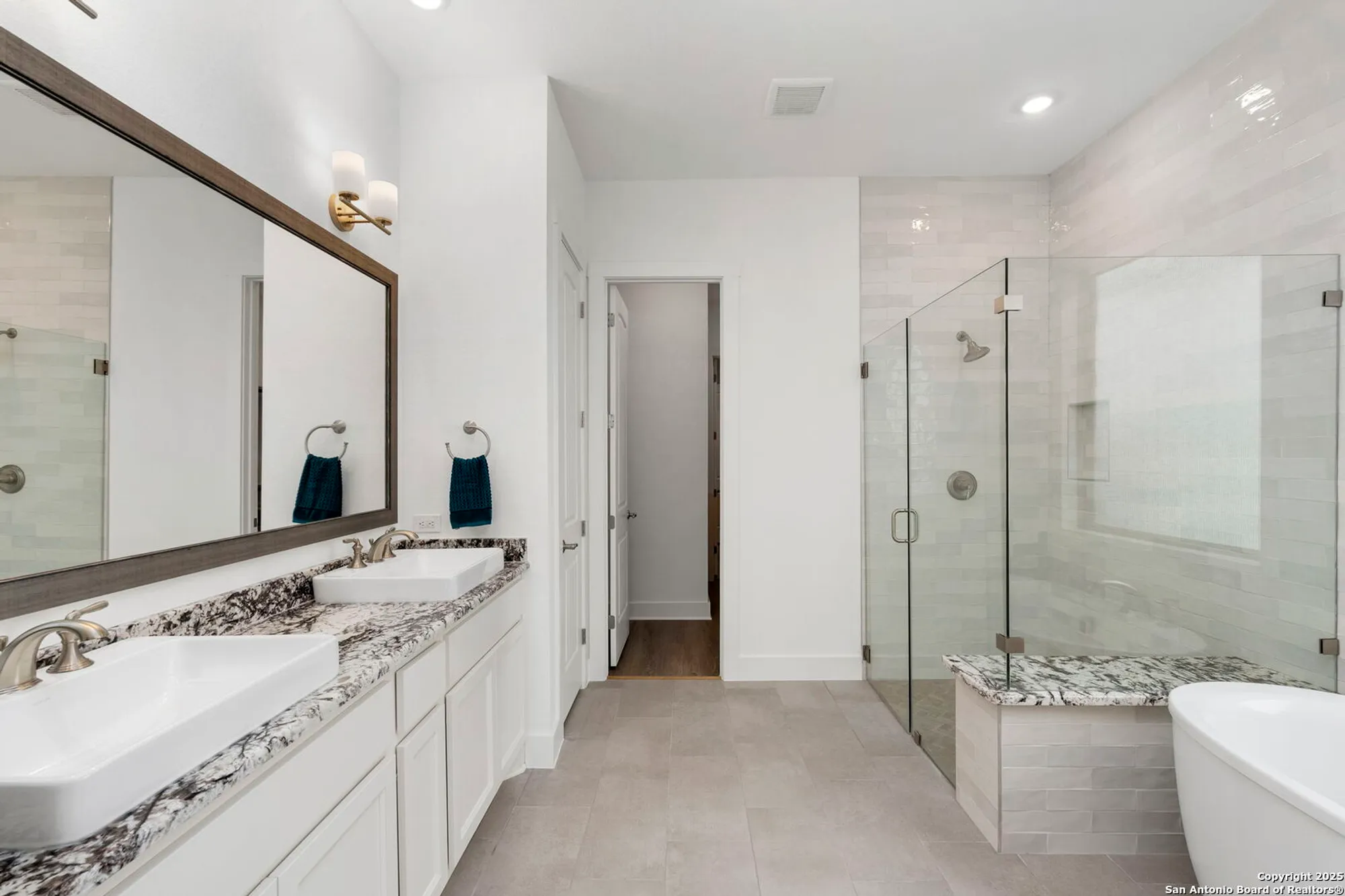 Property Slideshow image 19 of 43 | 125 sentido, Boerne, TX, 78006