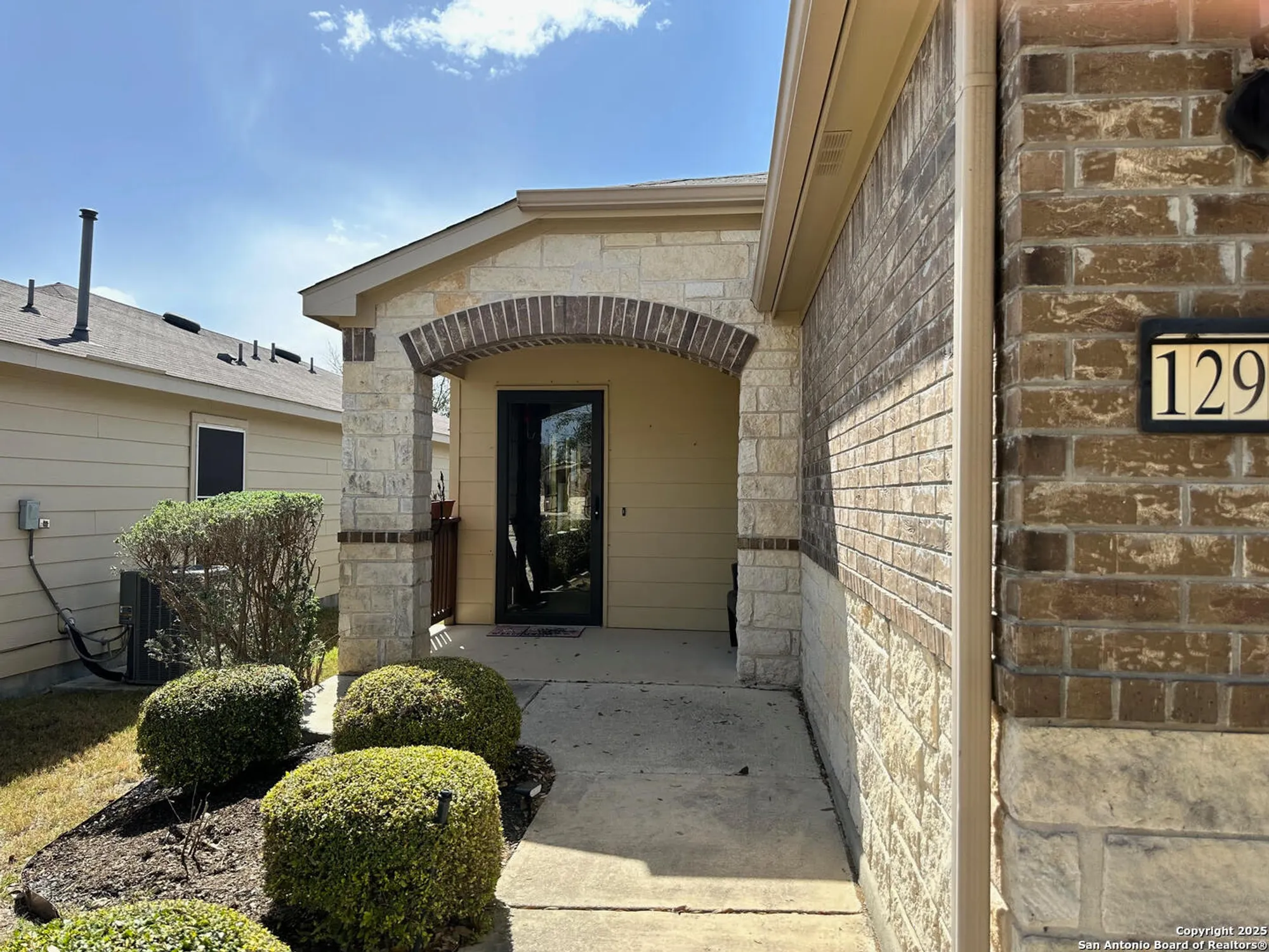 Property Slideshow image 2 of 14 | 12906 cedar fly, San Antonio, TX, 78253