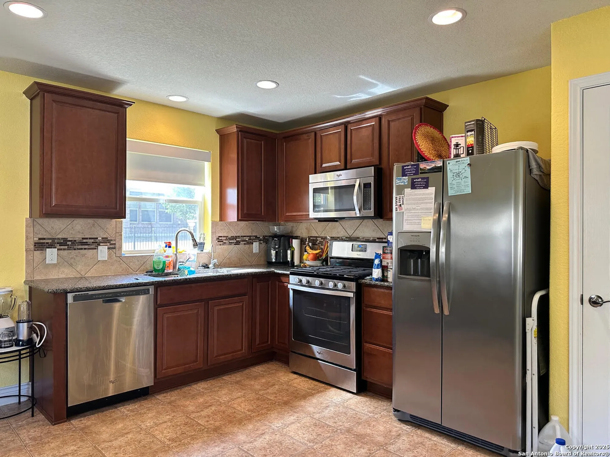 Property Slideshow image 6 of 14 | 12906 cedar fly, San Antonio, TX, 78253