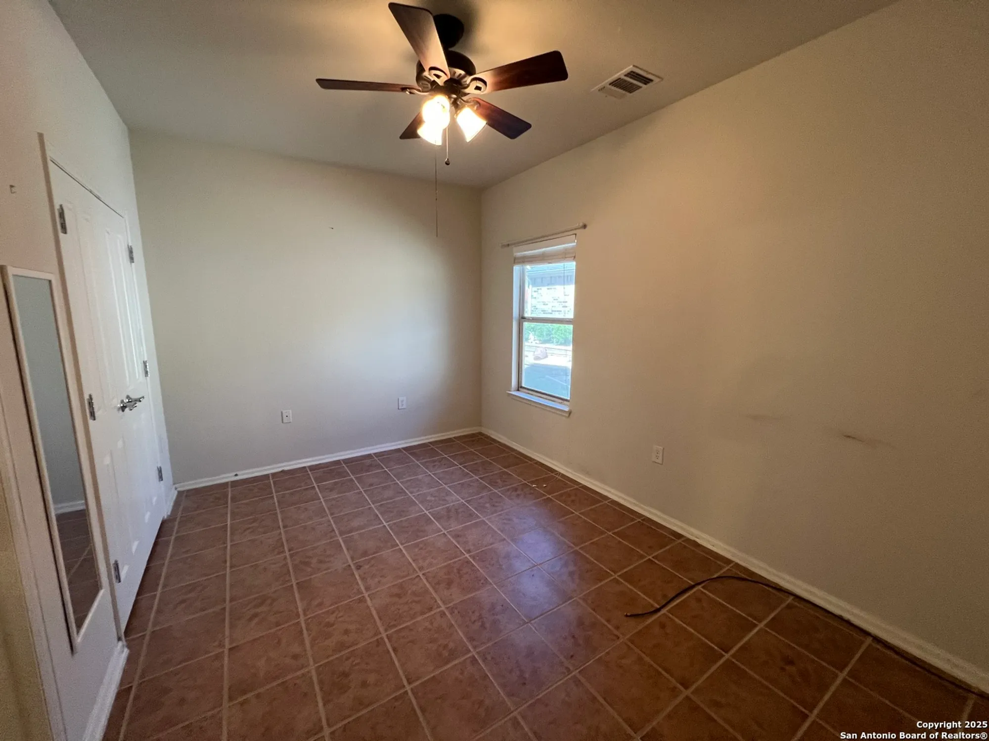 Property Slideshow image 14 of 19 | 5118 cactus thorn, San Antonio, TX, 78253