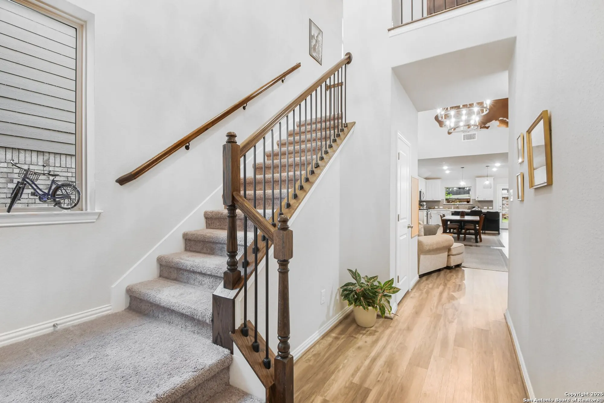 Property Slideshow image 4 of 29 | 2071 cowan dr, New Braunfels, TX, 78132