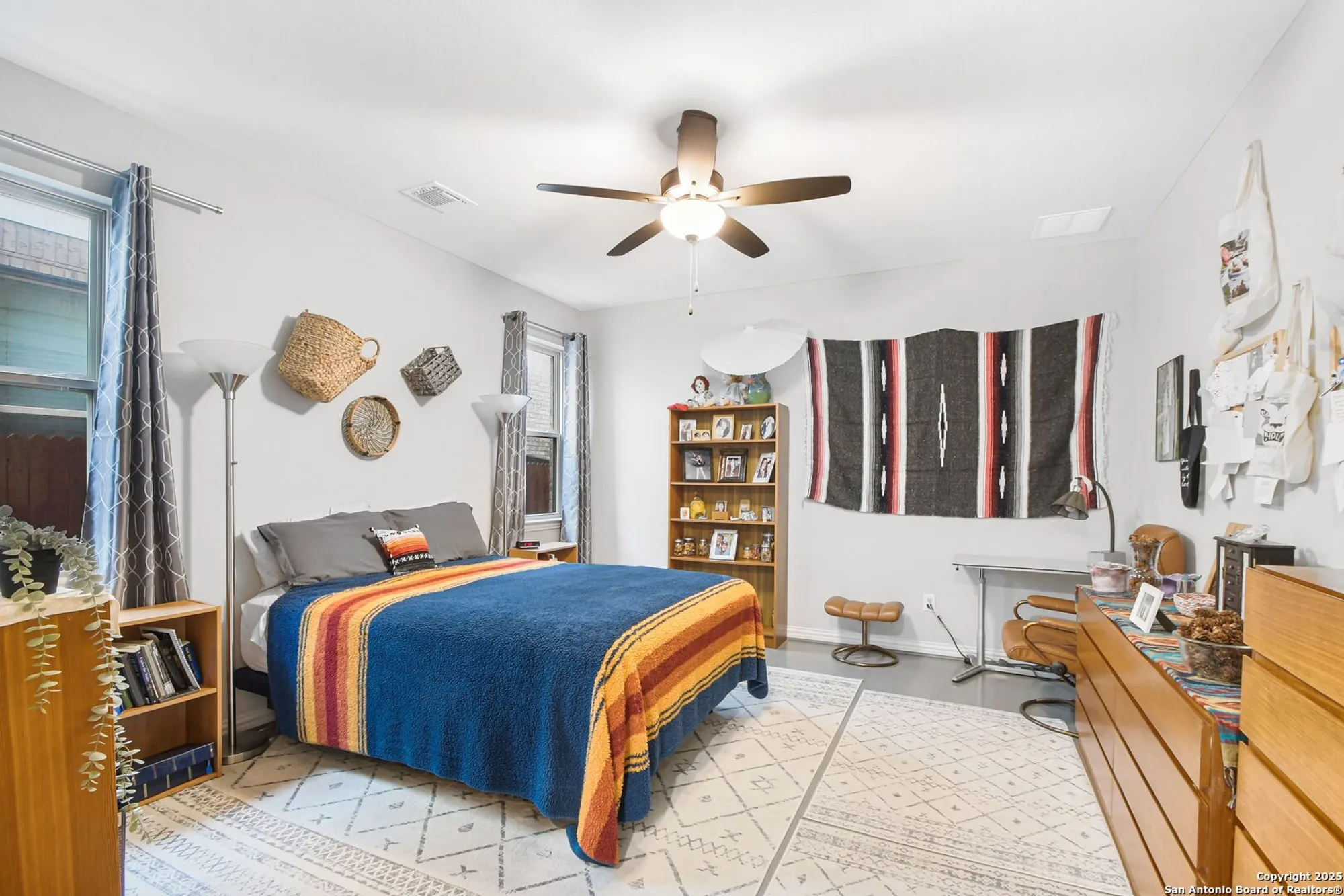 Property Slideshow image 17 of 29 | 2071 cowan dr, New Braunfels, TX, 78132