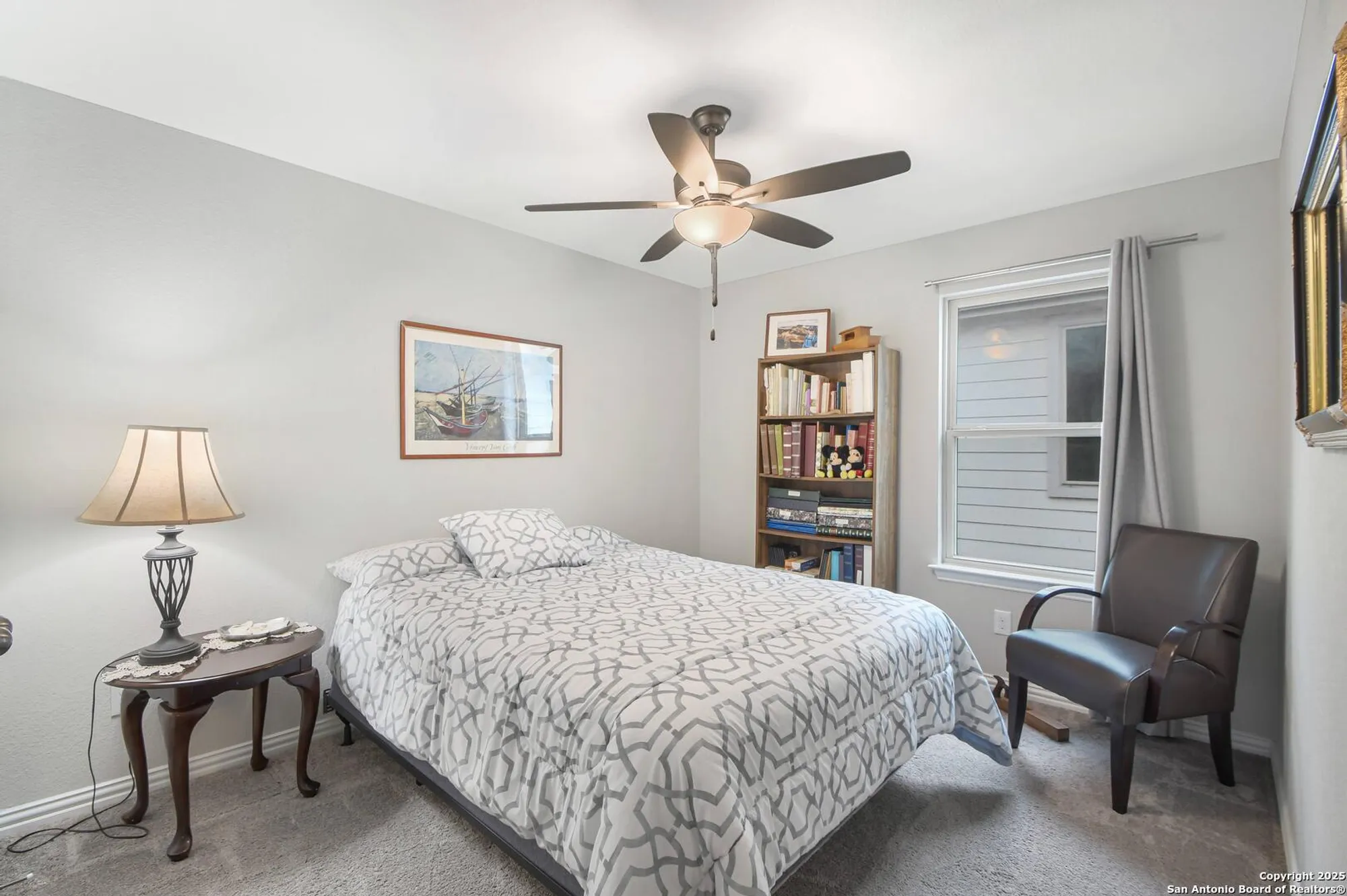 Property Slideshow image 21 of 29 | 2071 cowan dr, New Braunfels, TX, 78132