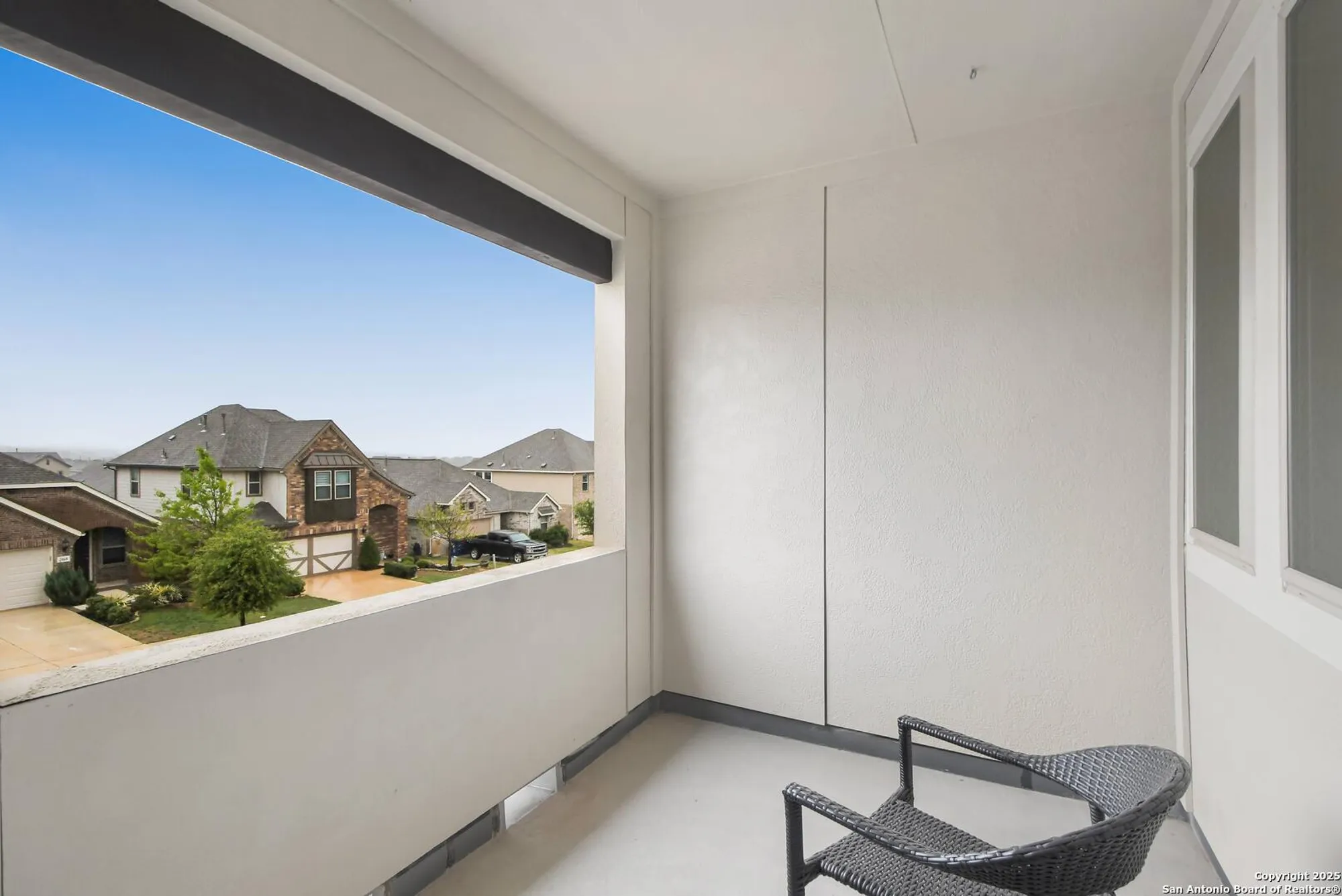 Property Slideshow image 27 of 29 | 2071 cowan dr, New Braunfels, TX, 78132