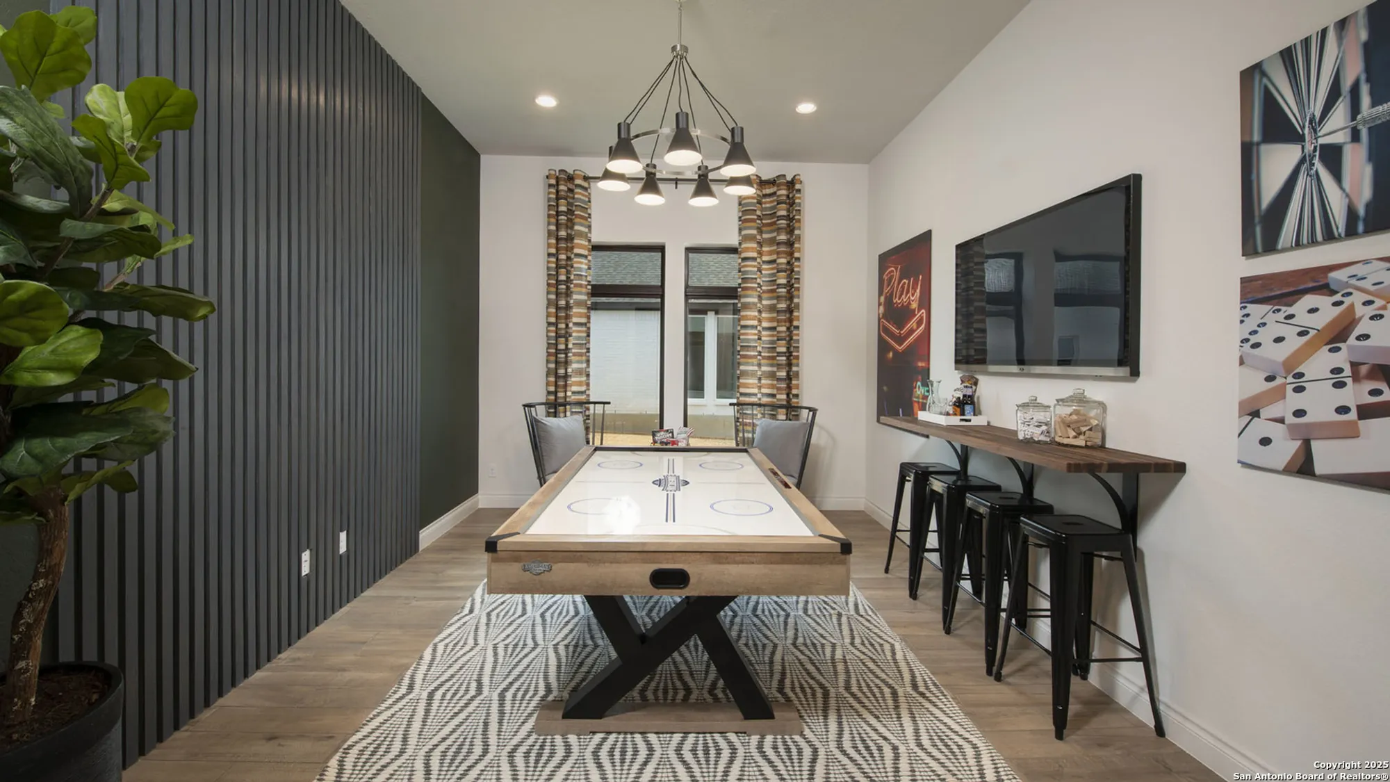 Property Slideshow image 11 of 46 | 1908 bighorn trl, New Braunfels, TX, 78132