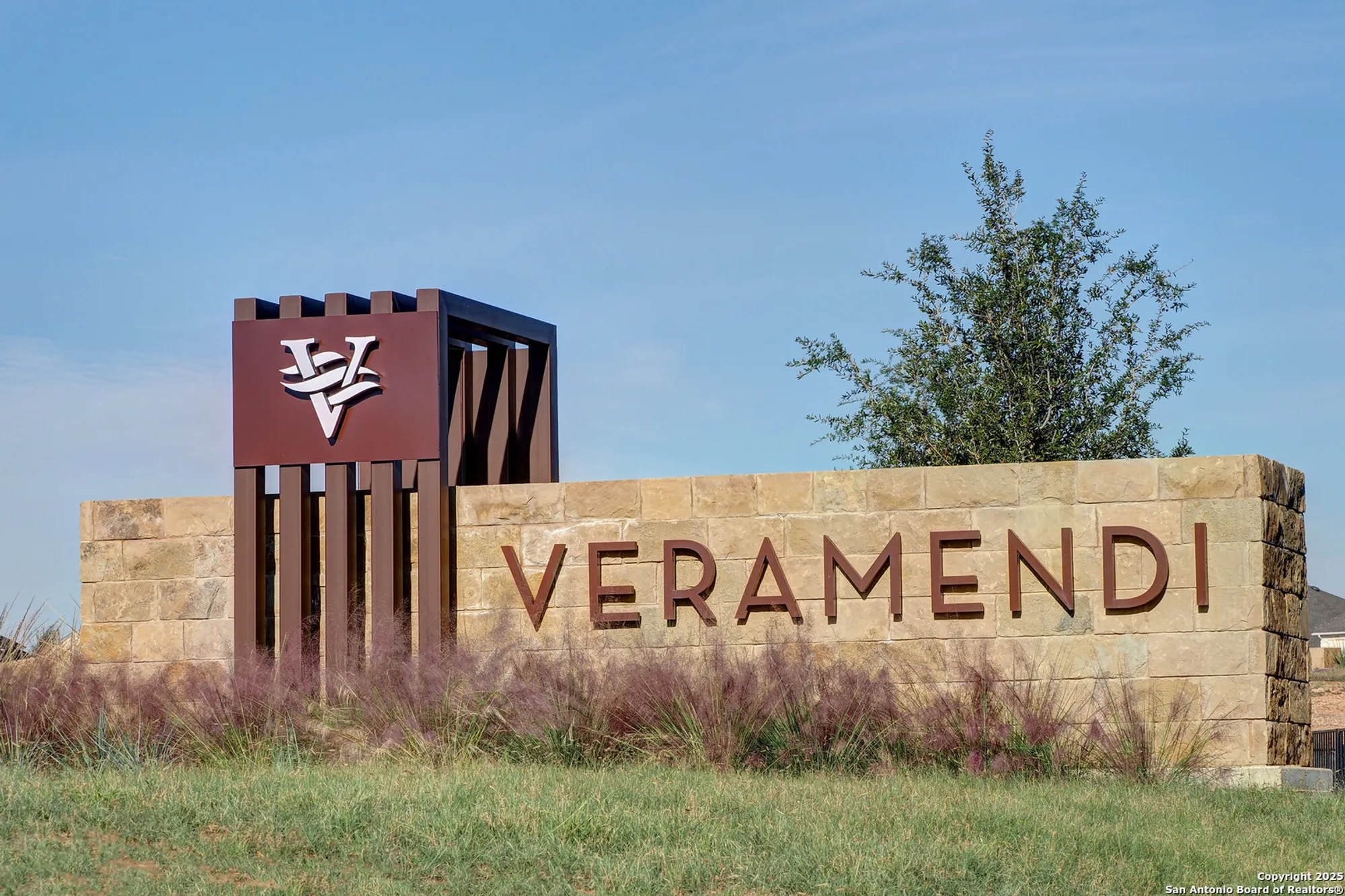 Property Slideshow image 28 of 41 | 1913 luna st, New Braunfels, TX, 78132