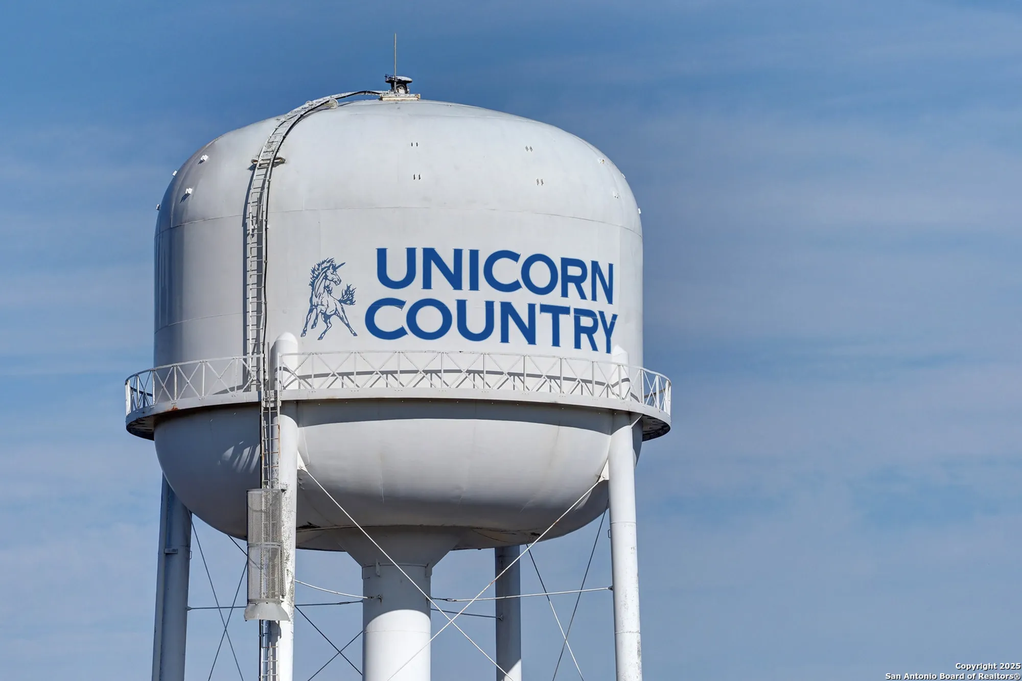 Property Slideshow image 33 of 41 | 1913 luna st, New Braunfels, TX, 78132