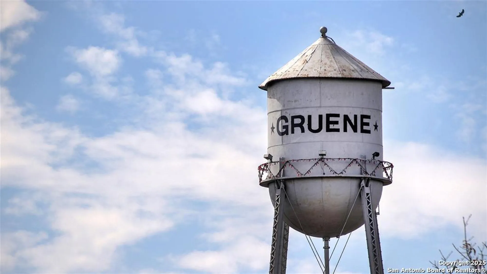 Property Slideshow image 36 of 41 | 1913 luna st, New Braunfels, TX, 78132