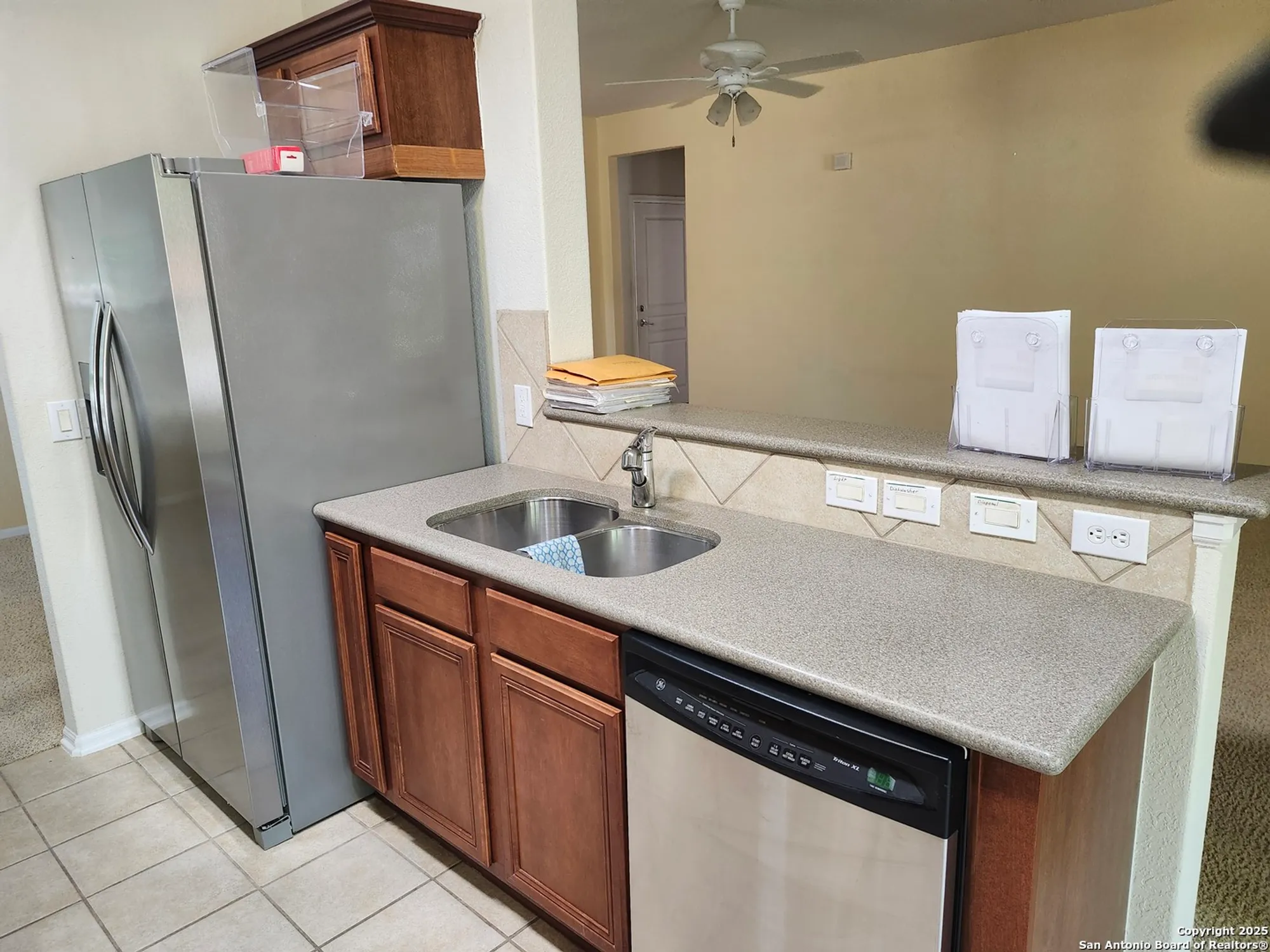 Property Slideshow image 7 of 18 | 4739 becker vine, San Antonio, TX, 78253