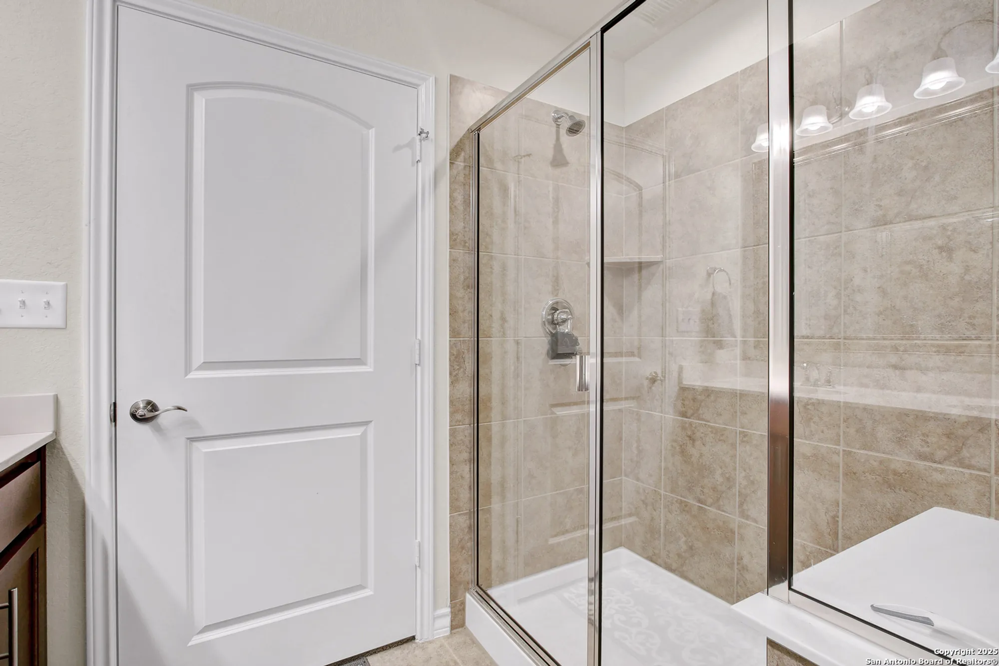 Property Slideshow image 13 of 34 | 13227 cache crk, San Antonio, TX, 78253