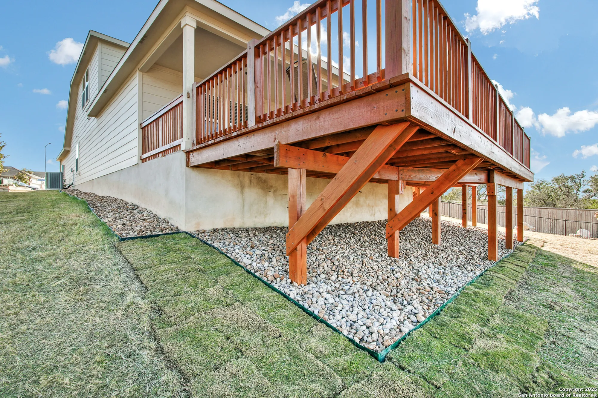 Property Slideshow image 24 of 34 | 13227 cache crk, San Antonio, TX, 78253