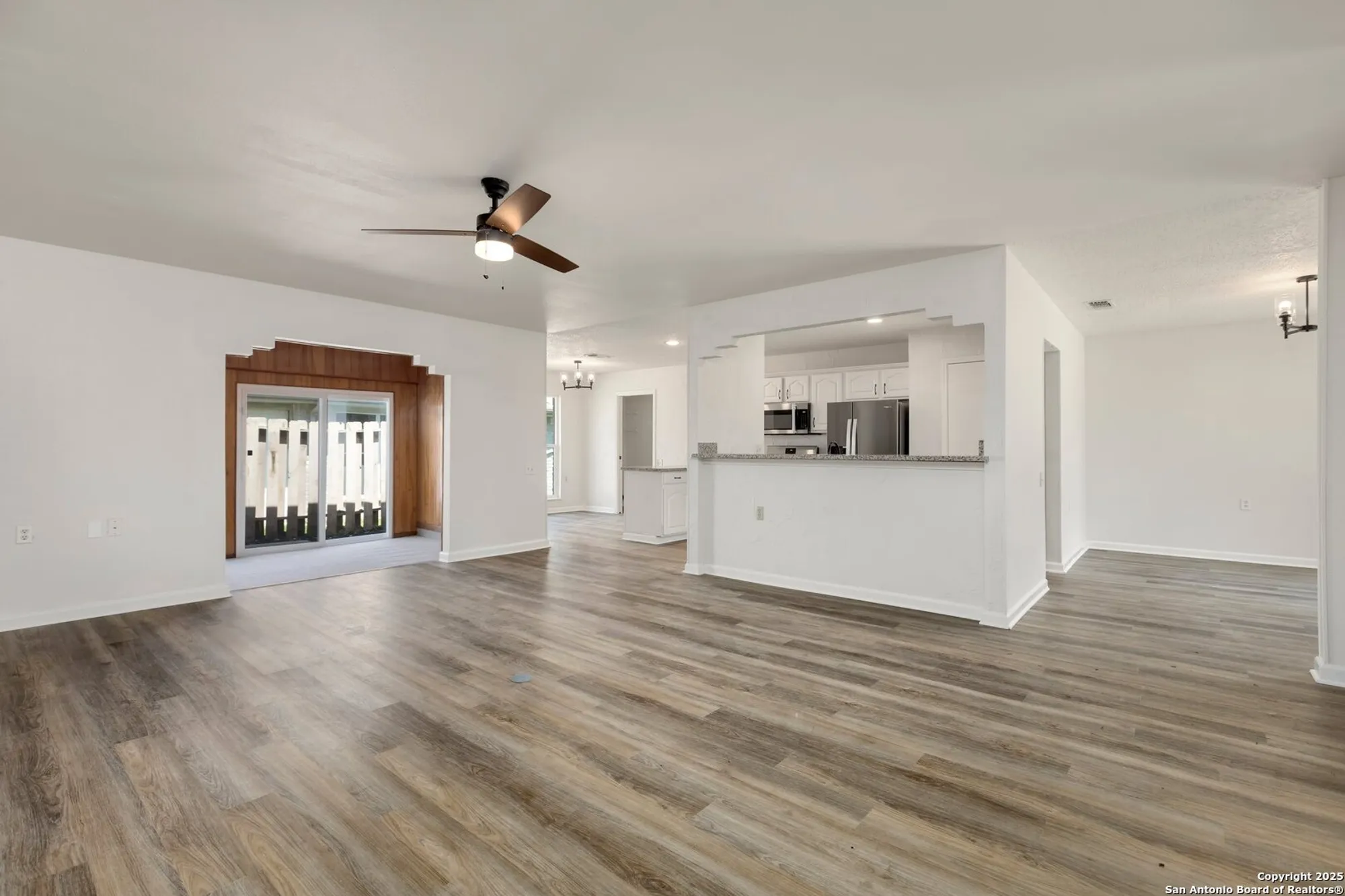 Property Slideshow image 11 of 42 | 3904 pecan ct, Schertz, TX, 78108