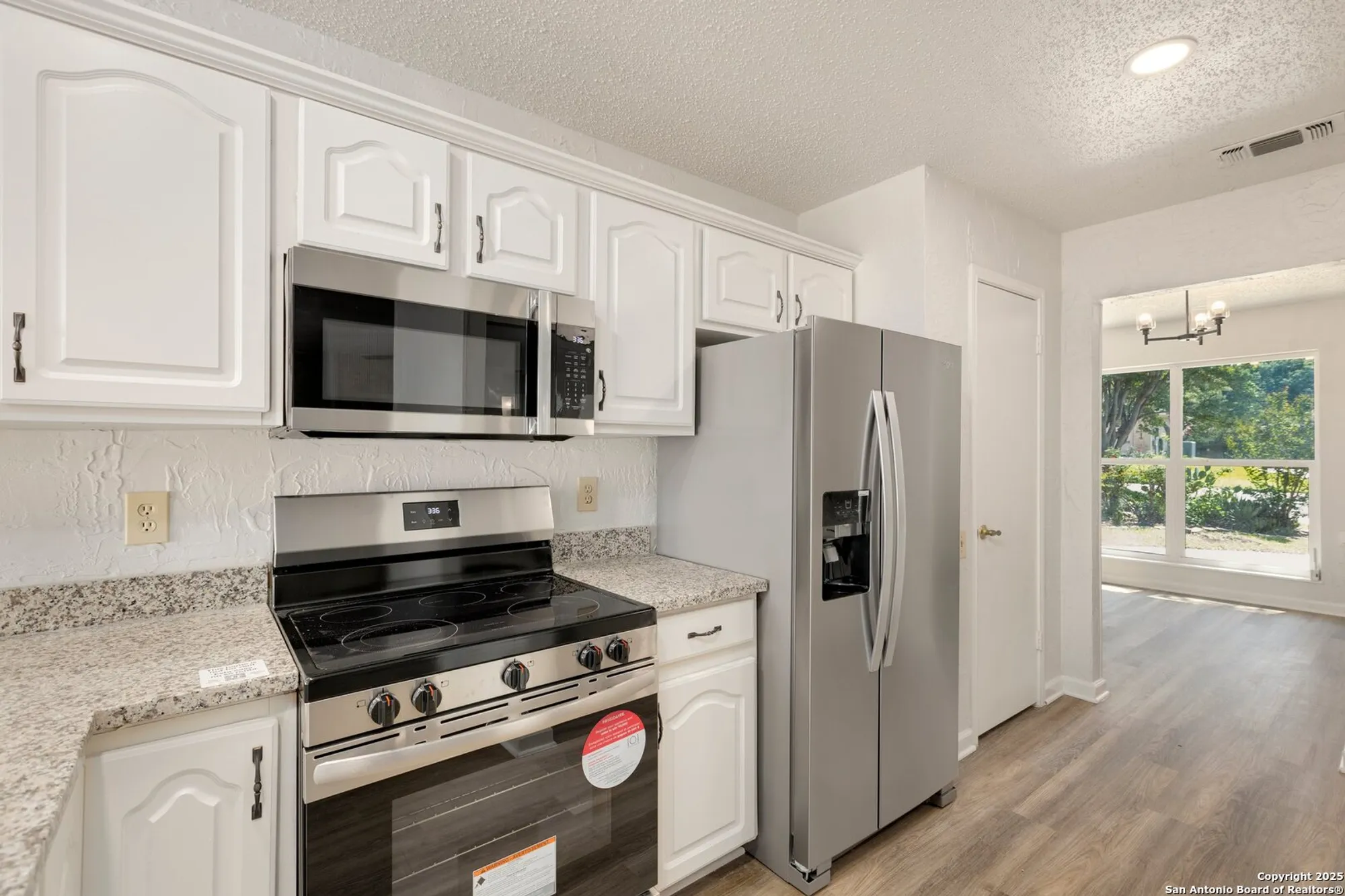 Property Slideshow image 17 of 42 | 3904 pecan ct, Schertz, TX, 78108