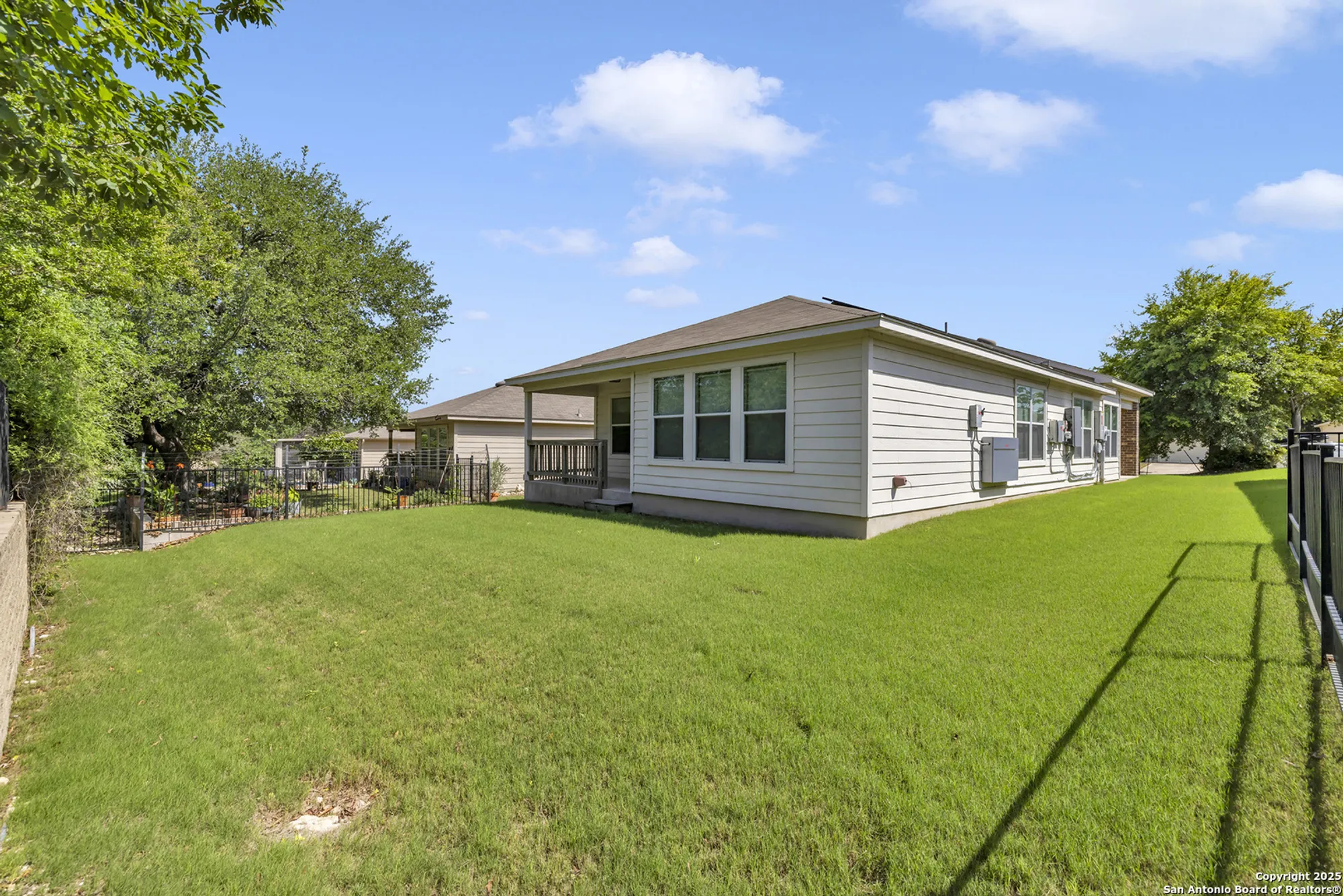 Property Slideshow image 22 of 27 | 12723 cedar fly, San Antonio, TX, 78253