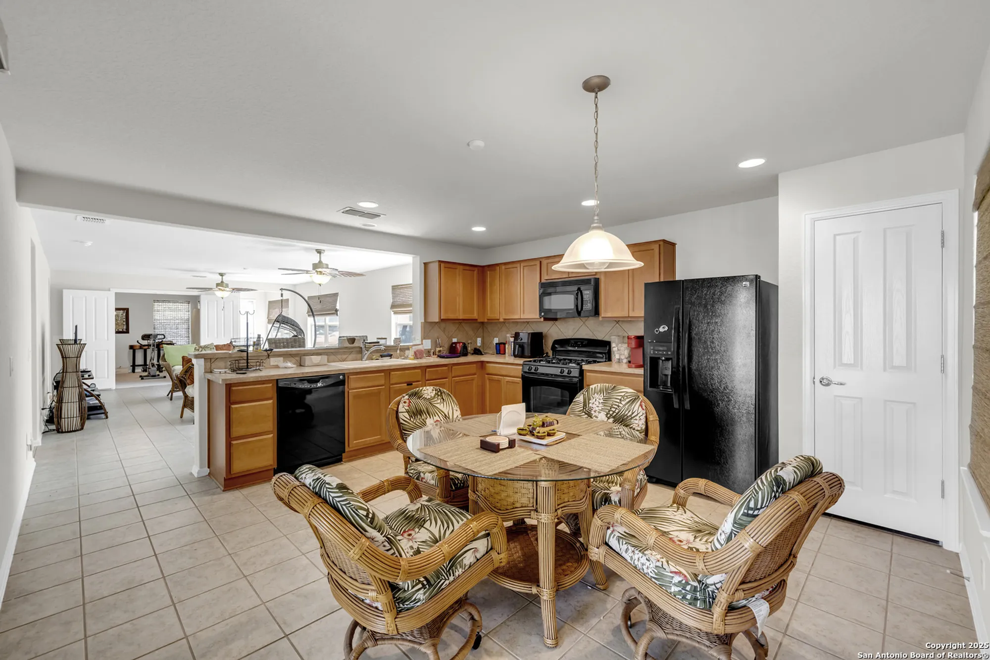 Property Slideshow image 12 of 27 | 12723 cedar fly, San Antonio, TX, 78253