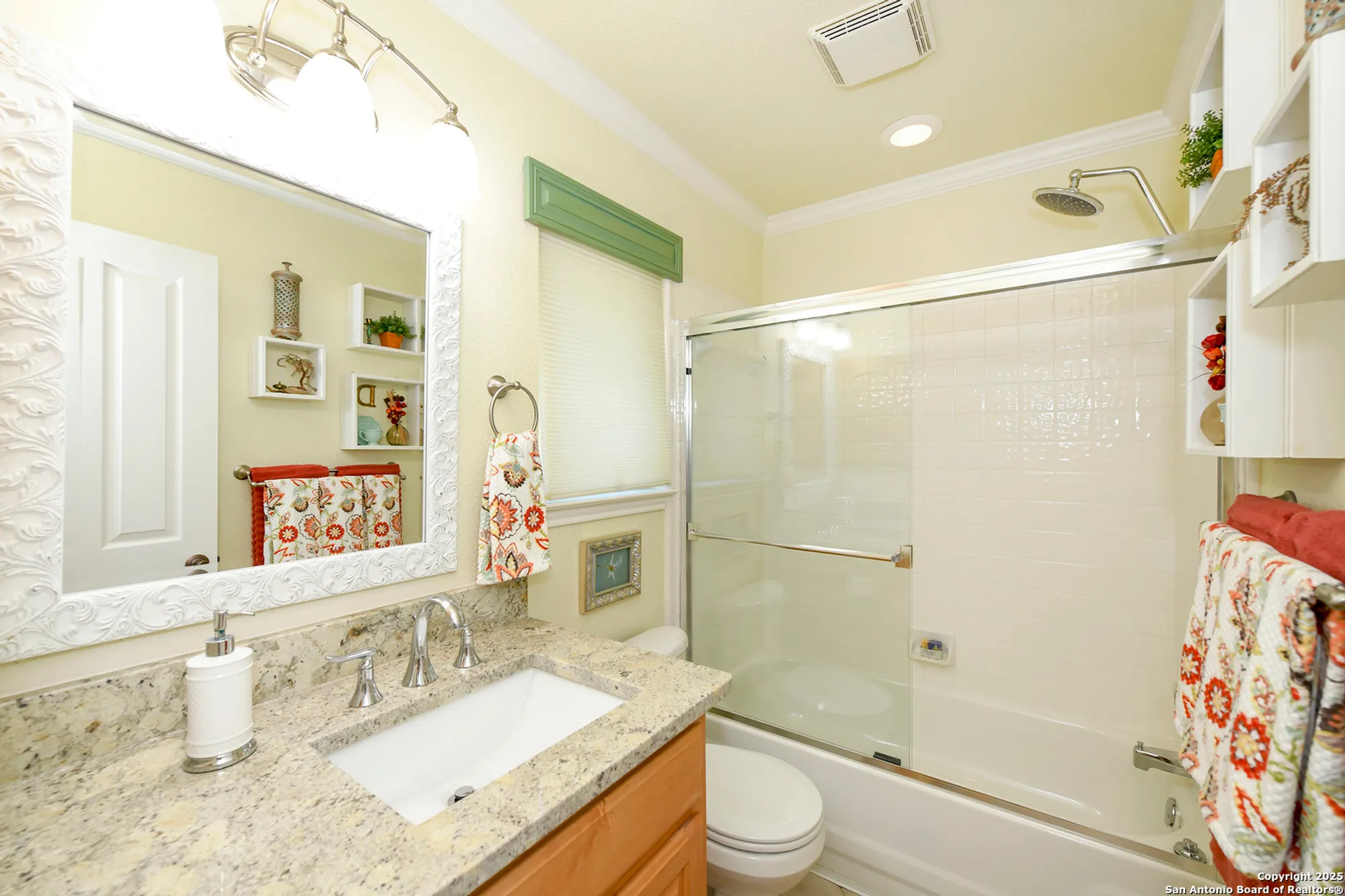 Property Slideshow image 17 of 27 | 3825 overlook dr, Schertz, TX, 78108