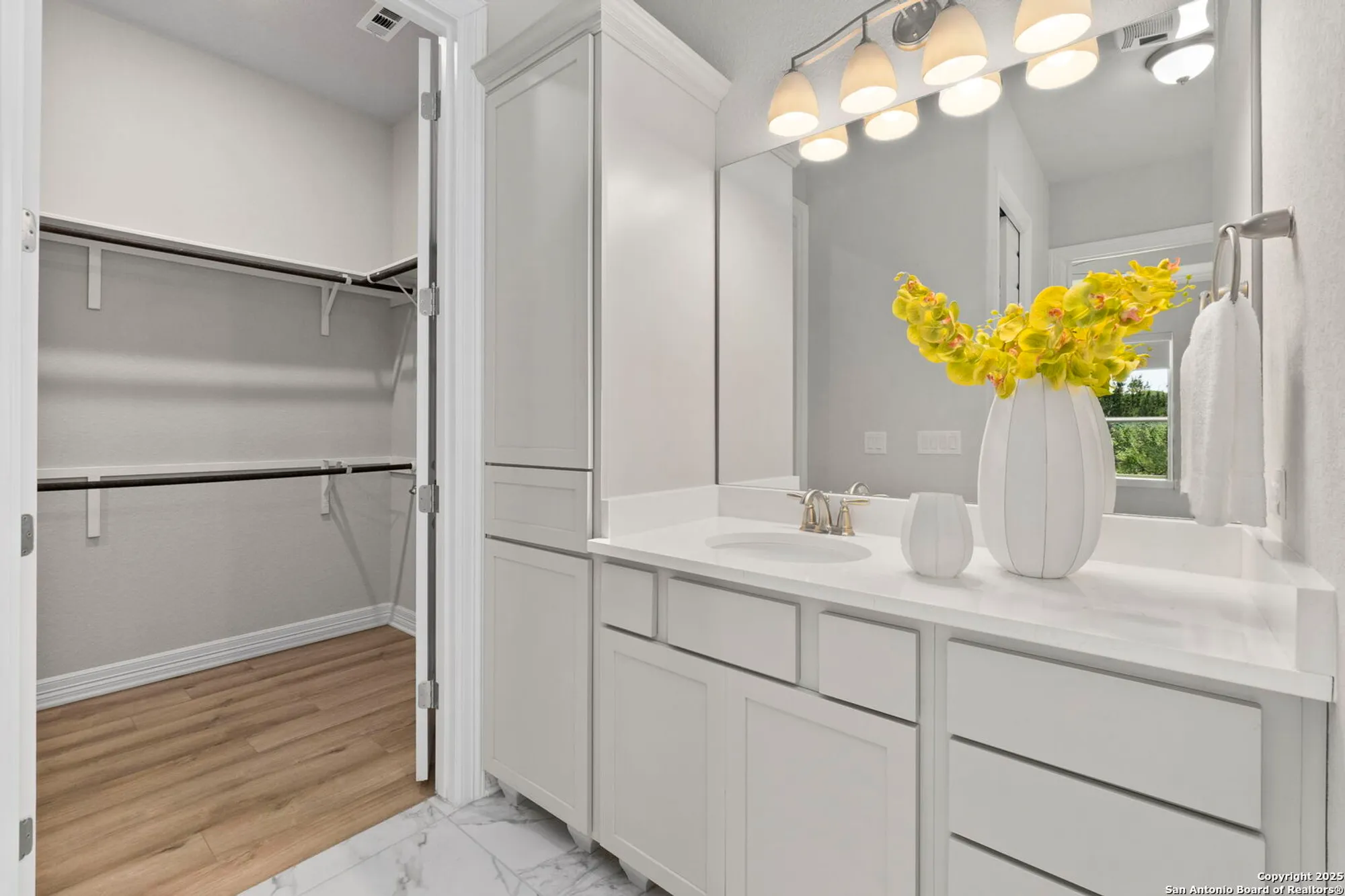 Property Slideshow image 19 of 28 | 28319 frank ter, San Antonio, TX, 78260