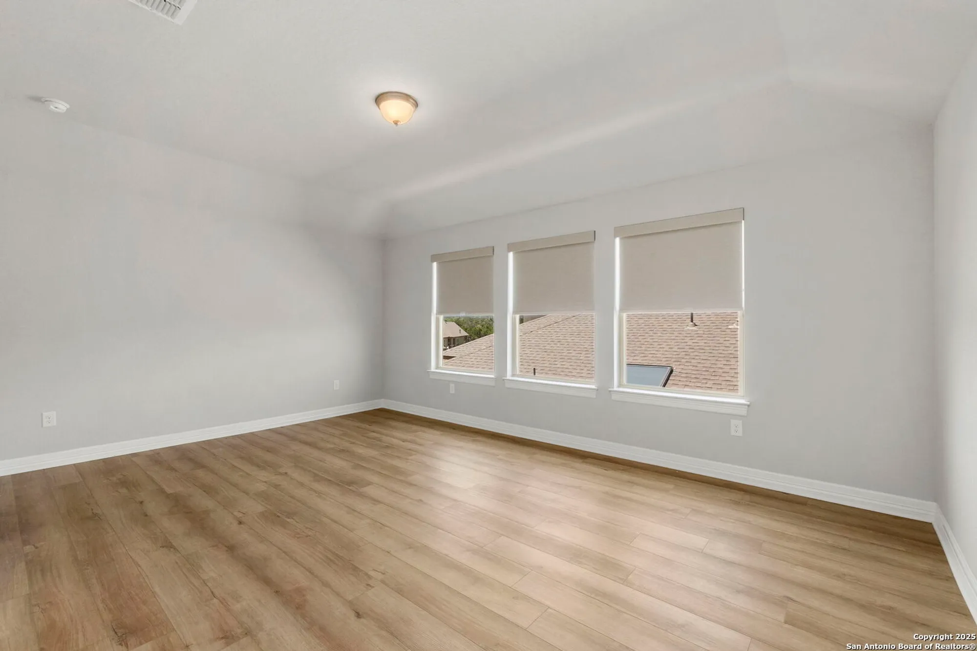 Property Slideshow image 24 of 28 | 28319 frank ter, San Antonio, TX, 78260