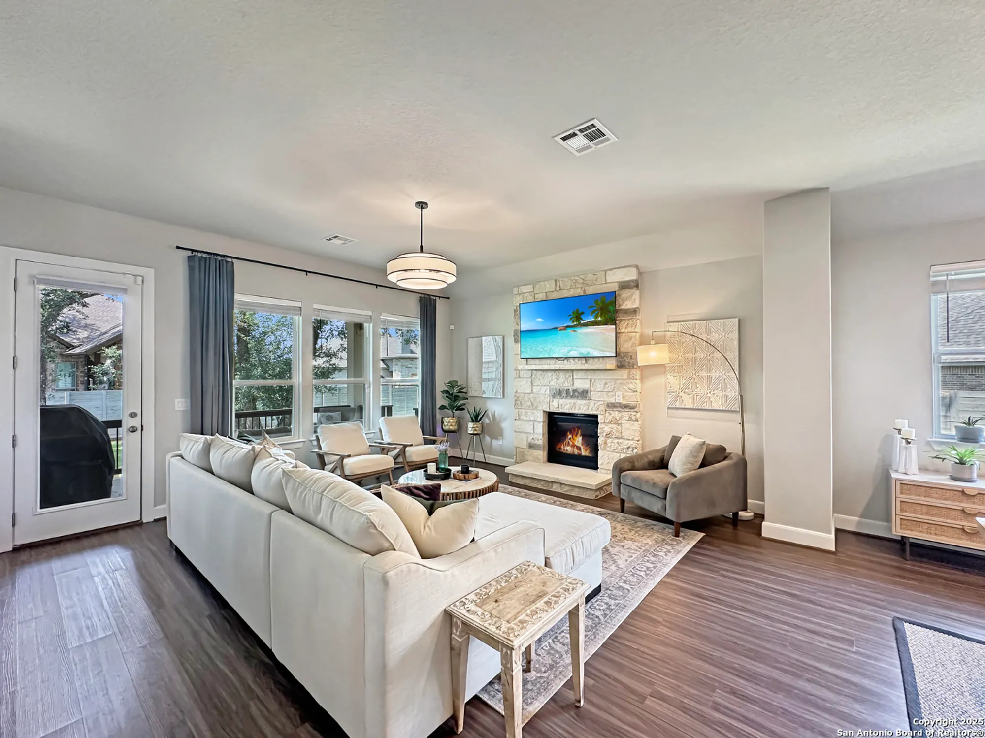 Property Slideshow image 13 of 40 | 1179 barberry way, New Braunfels, TX, 78132