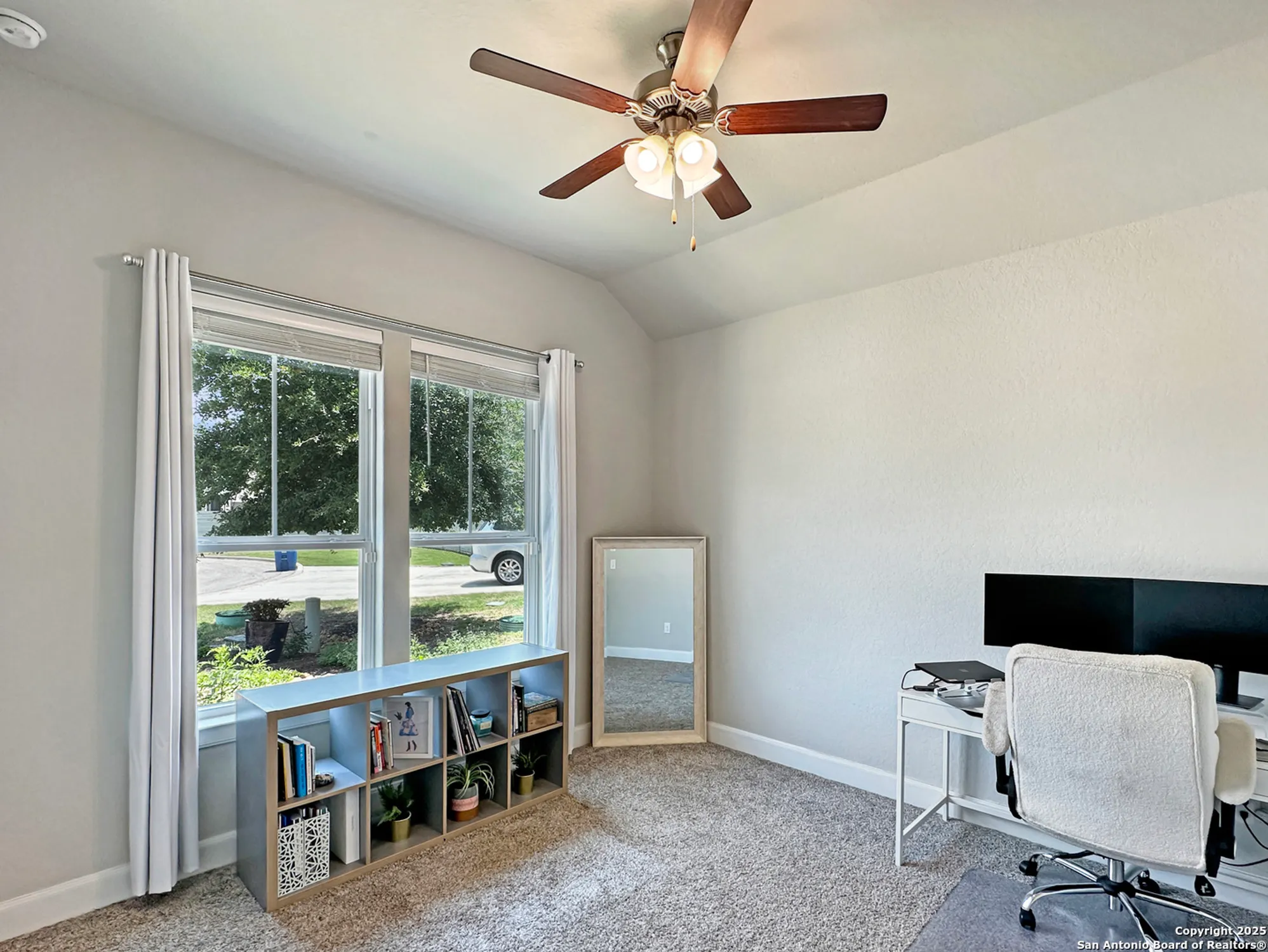 Property Slideshow image 25 of 40 | 1179 barberry way, New Braunfels, TX, 78132