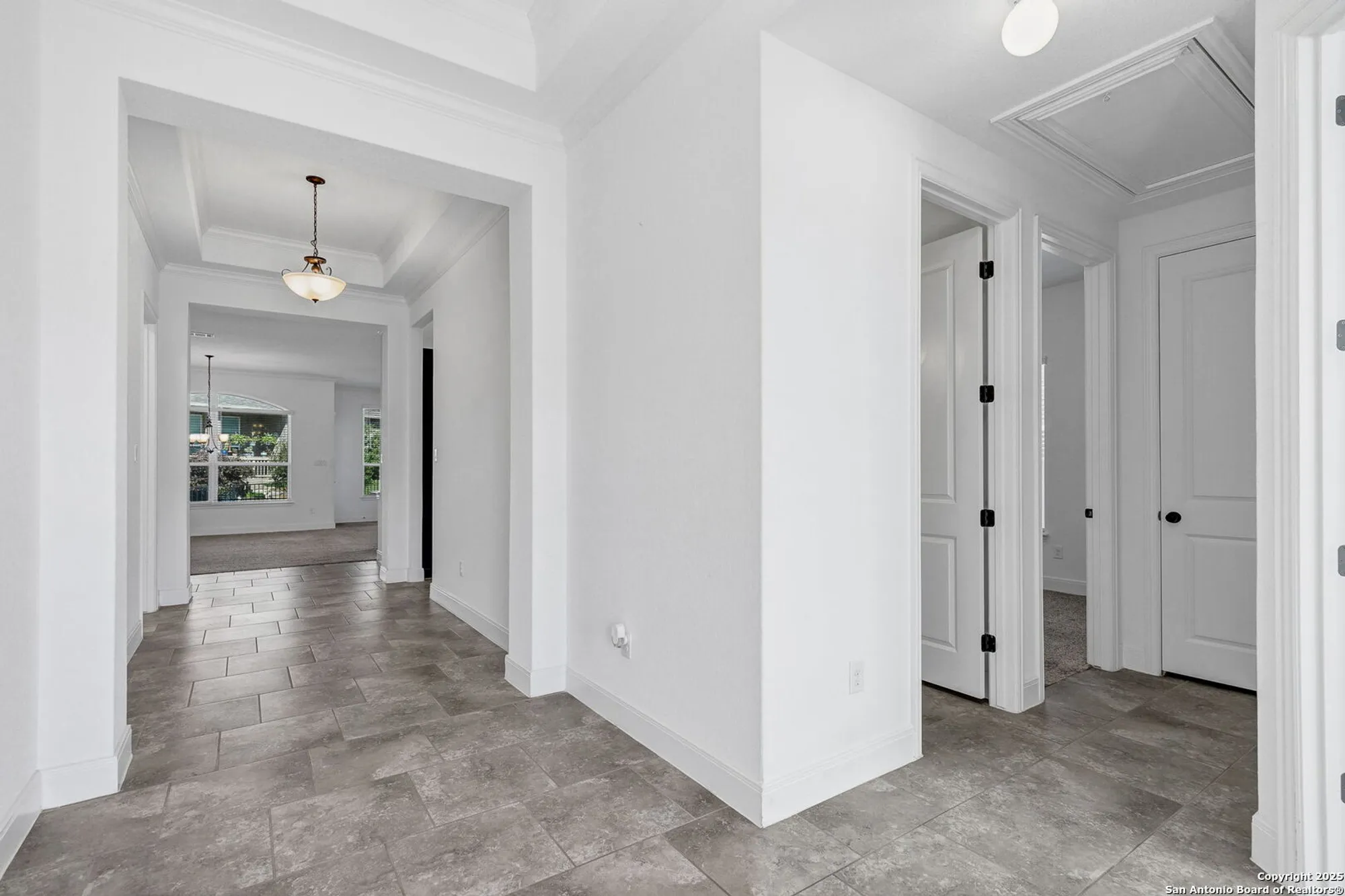 Property Slideshow image 5 of 47 | 5015 country nest, San Antonio, TX, 78253