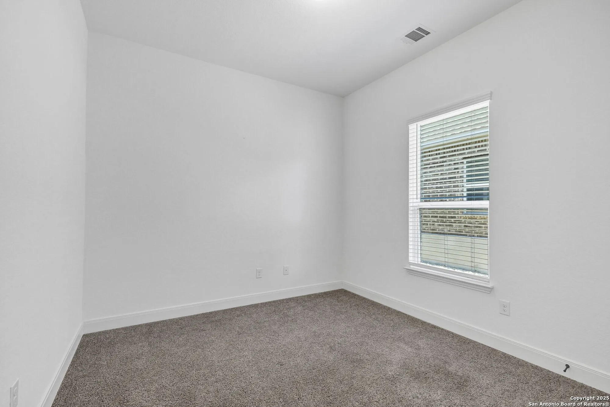 Property Slideshow image 11 of 47 | 5015 country nest, San Antonio, TX, 78253