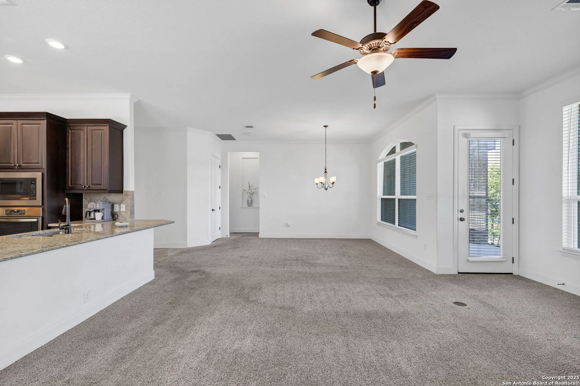 Property Slideshow image 16 of 47 | 5015 country nest, San Antonio, TX, 78253