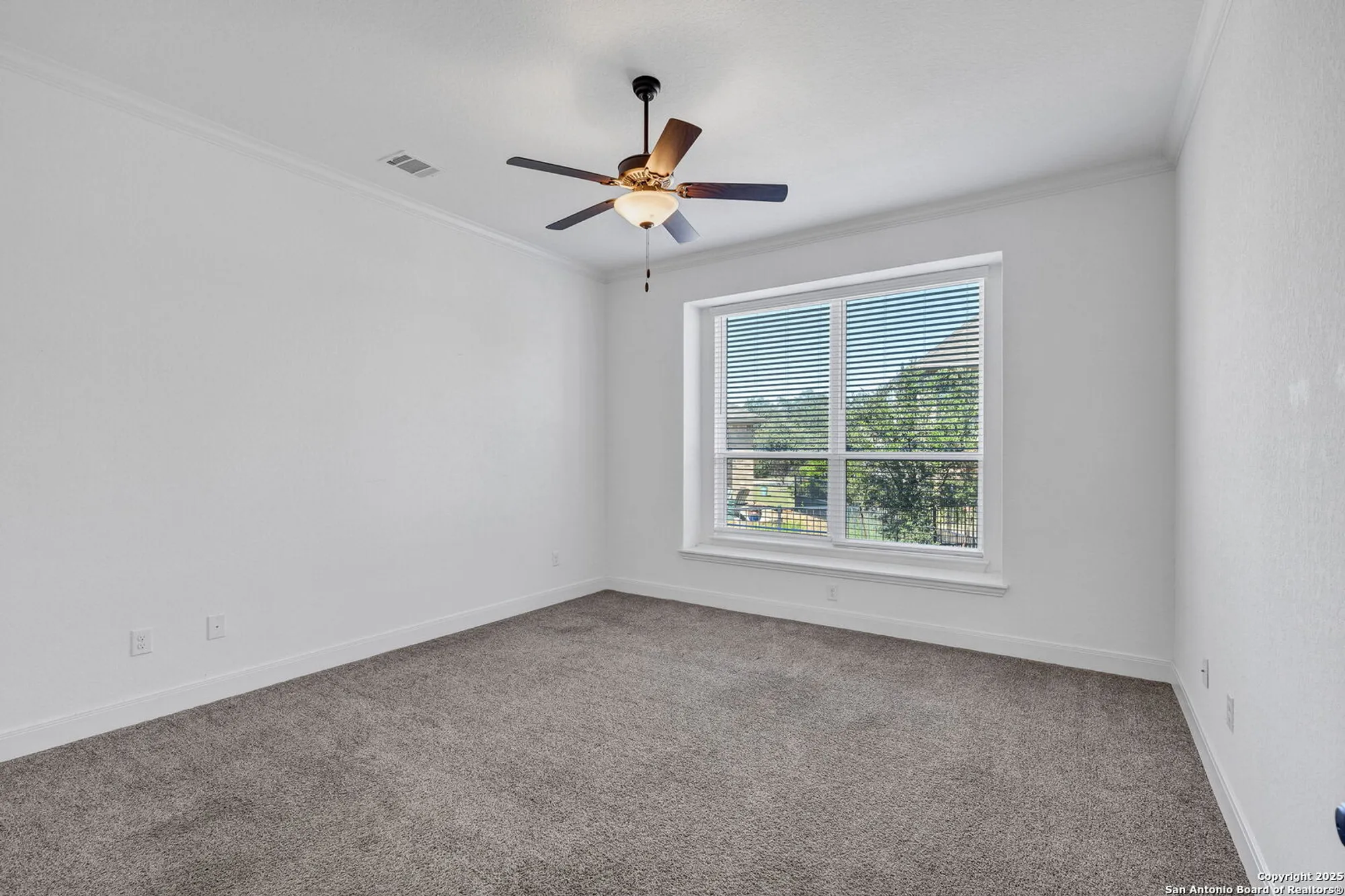 Property Slideshow image 24 of 47 | 5015 country nest, San Antonio, TX, 78253