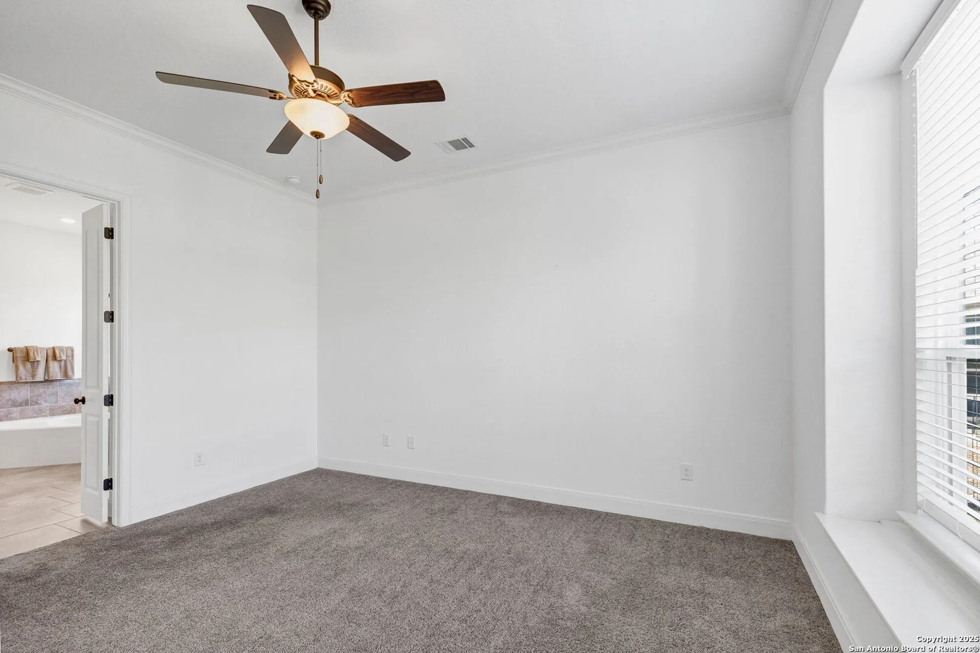 Property Slideshow image 25 of 47 | 5015 country nest, San Antonio, TX, 78253