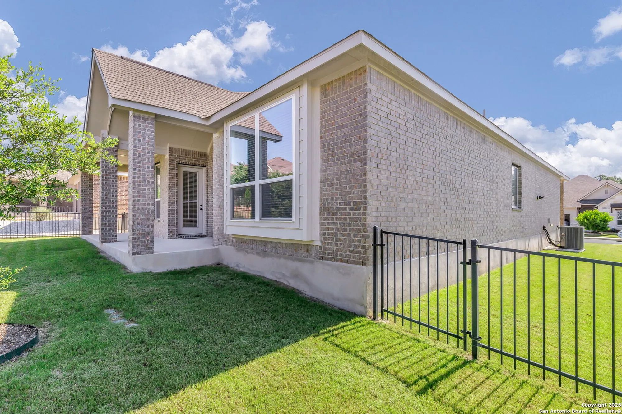 Property Slideshow image 36 of 47 | 5015 country nest, San Antonio, TX, 78253