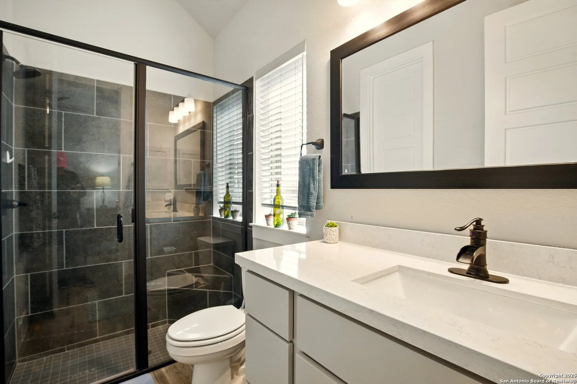 Property Slideshow image 44 of 45 | 1911 peres st, New Braunfels, TX, 78132