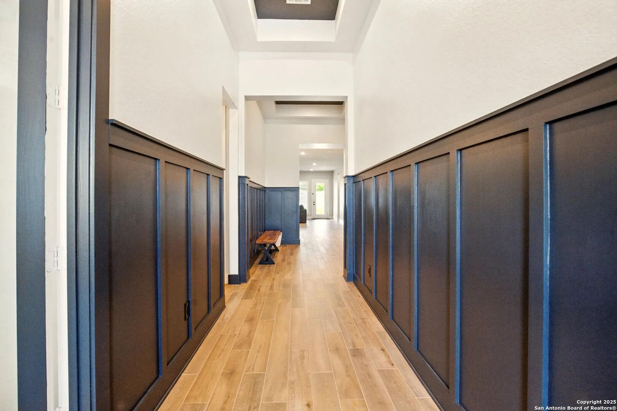 Property Slideshow image 7 of 45 | 1911 peres st, New Braunfels, TX, 78132