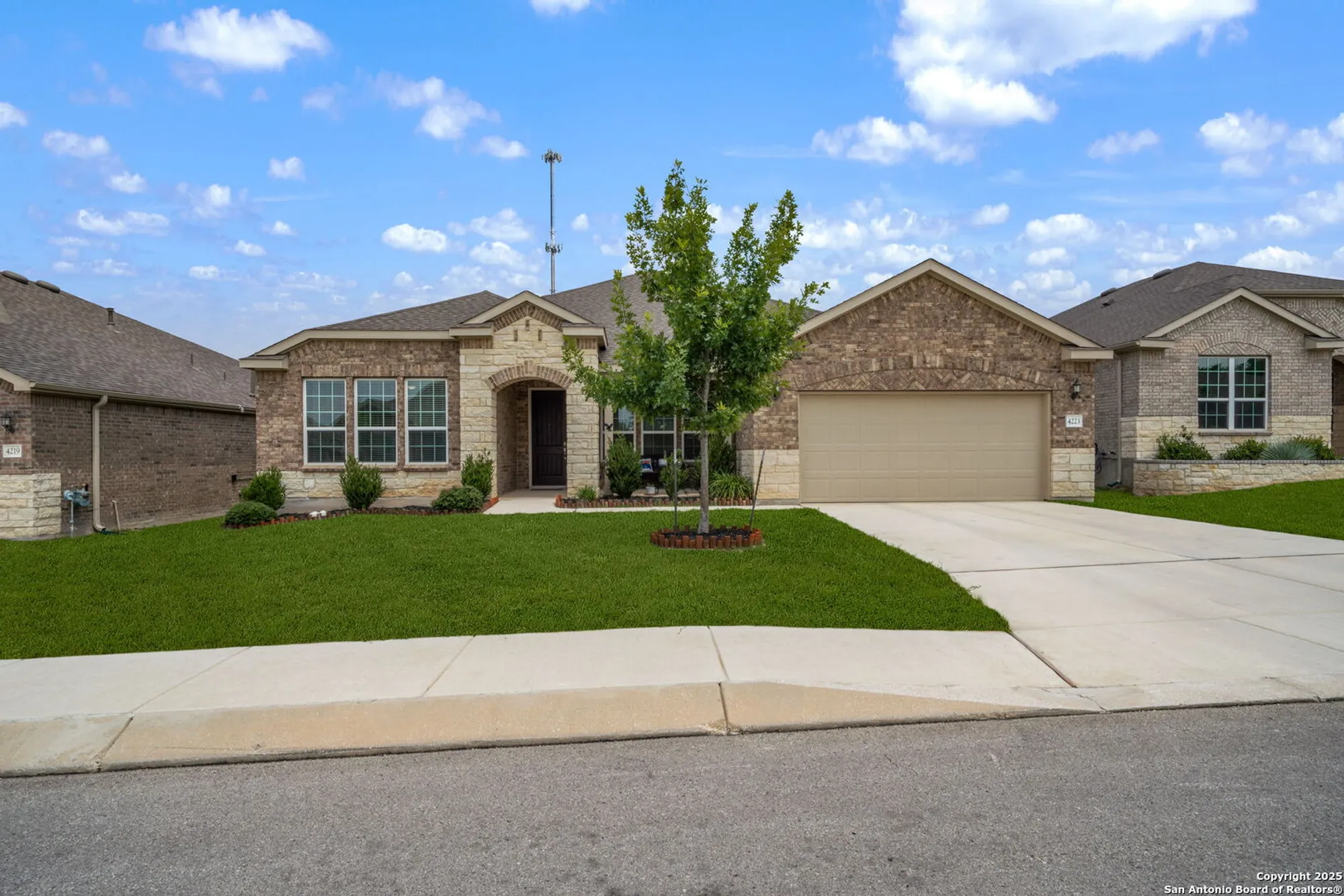 Property Slideshow image 1 of 50 | 4223 fiesta way, San Antonio, TX, 78253