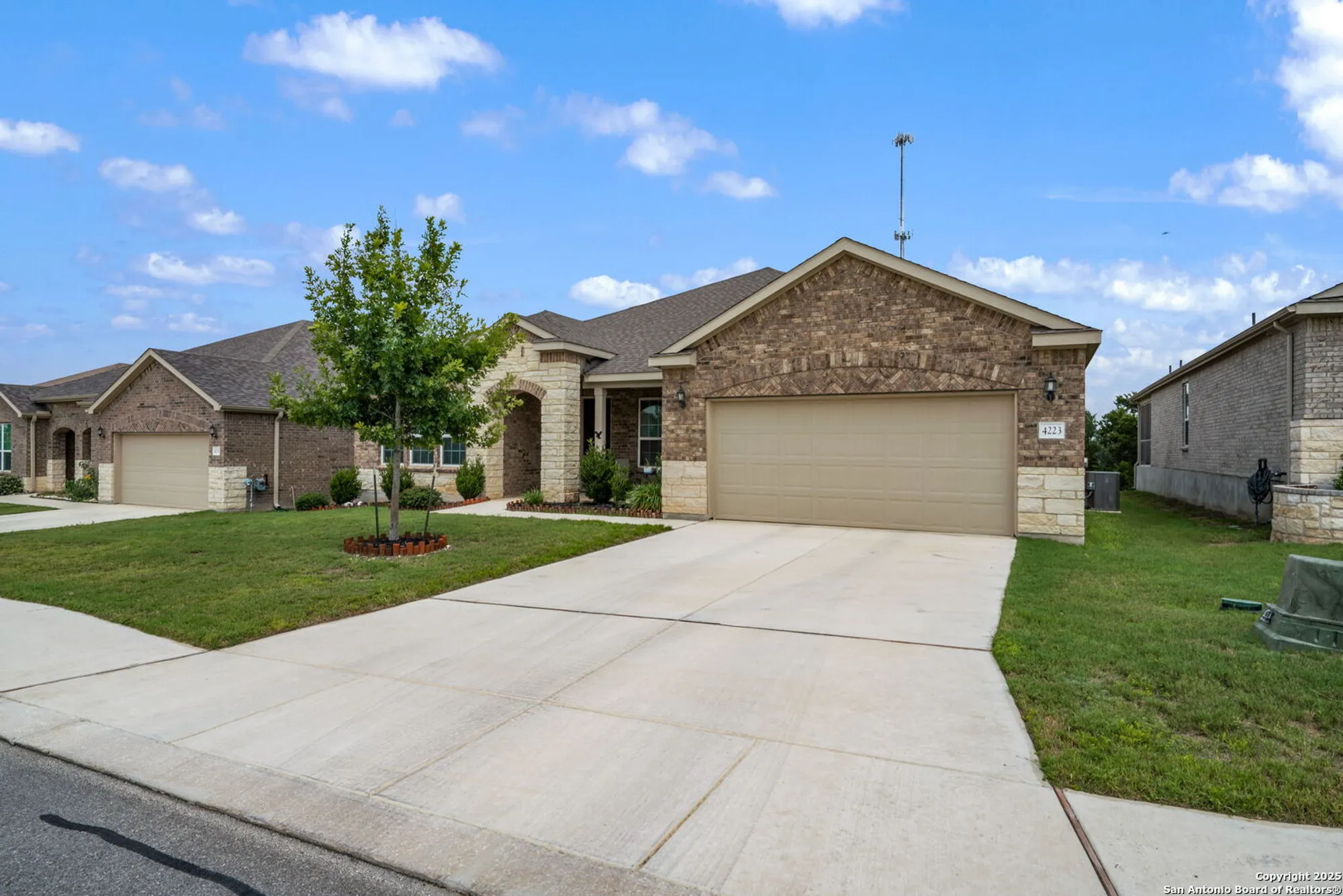 Property Slideshow image 4 of 50 | 4223 fiesta way, San Antonio, TX, 78253