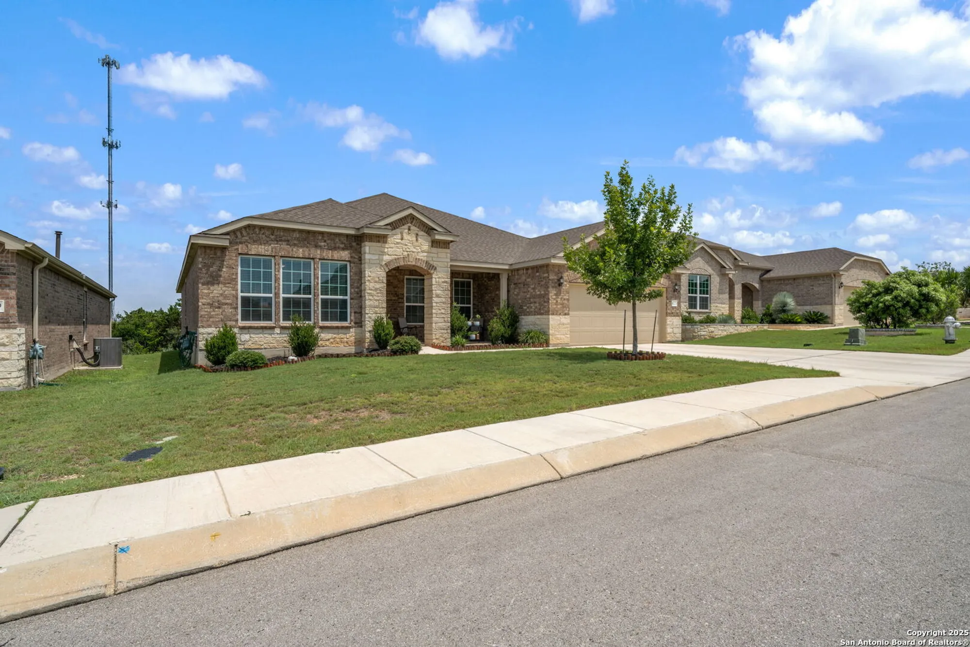 Property Slideshow image 6 of 50 | 4223 fiesta way, San Antonio, TX, 78253